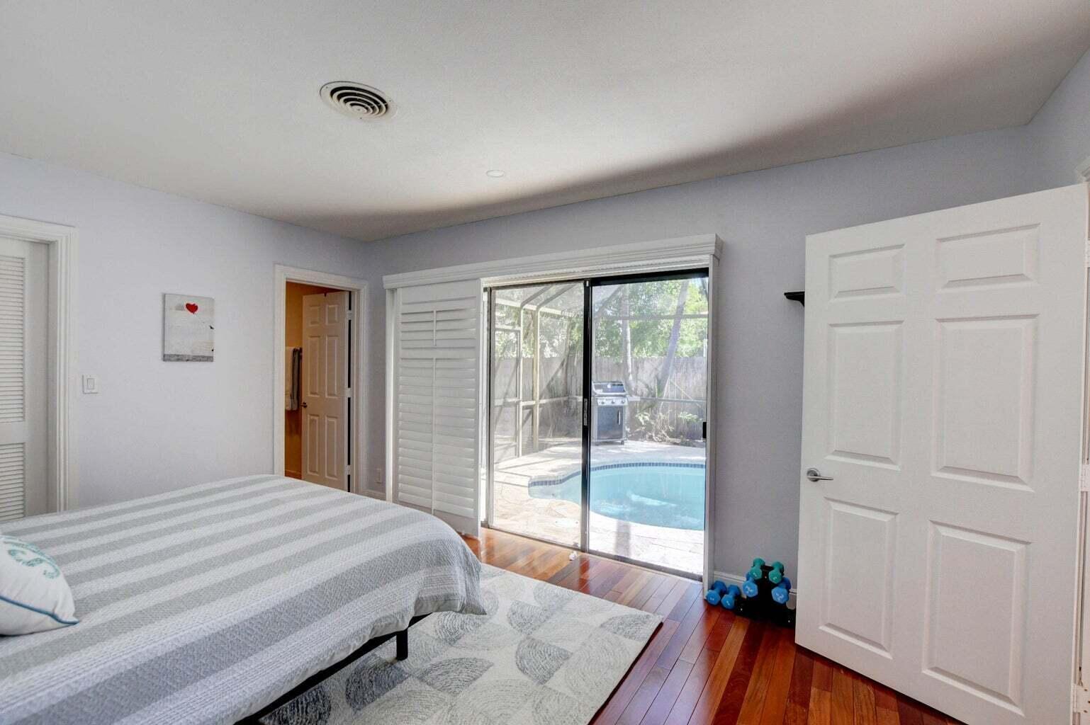 2700 Spanish River, Boca Raton FL 33432