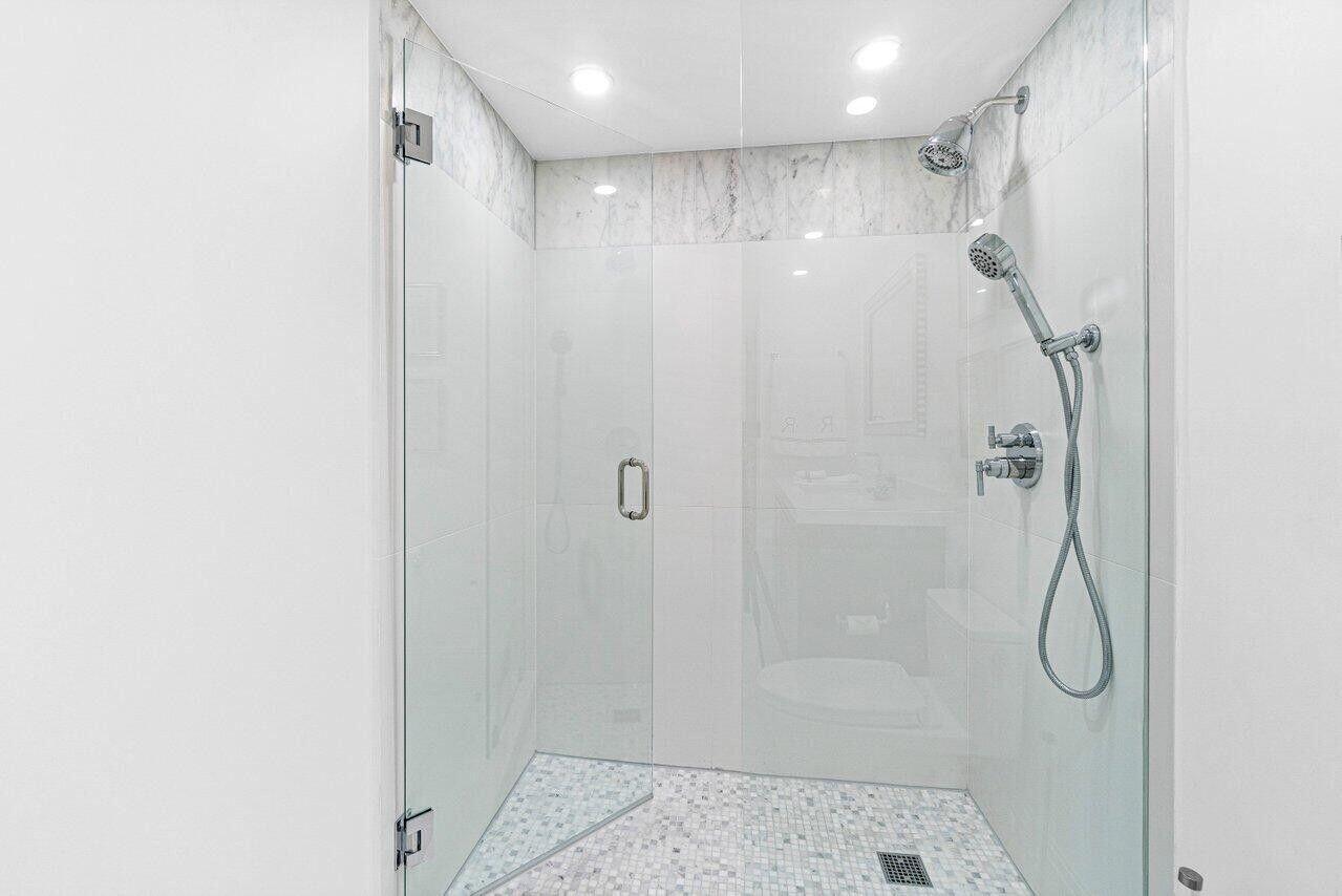 226 Brazilian #1a, Palm Beach FL 33480
