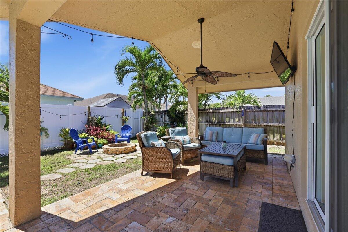 10174 S 182nd Ct, Boca Raton FL 33498