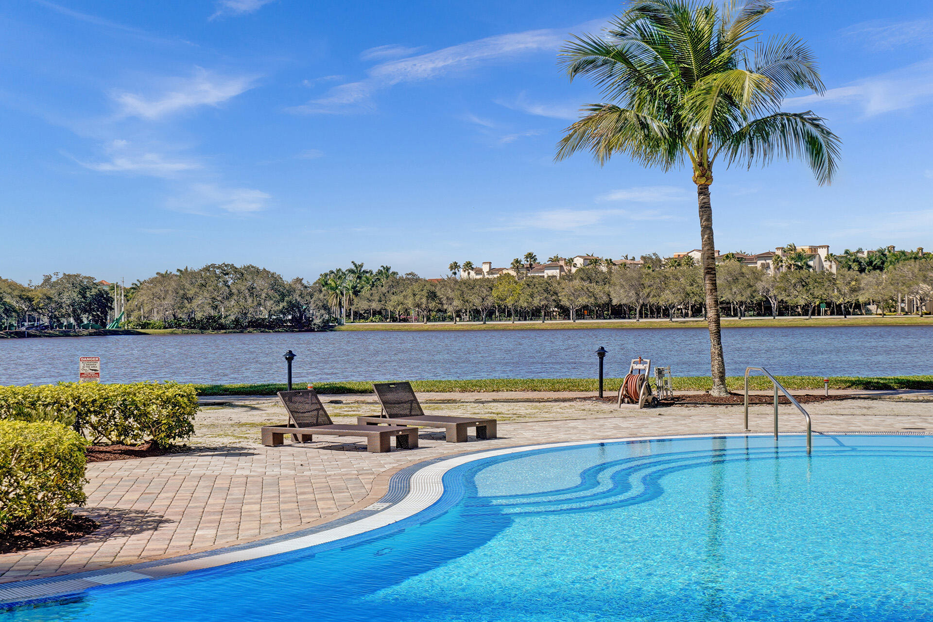 2641 N Flamingo #2105n, Sunrise FL 33323