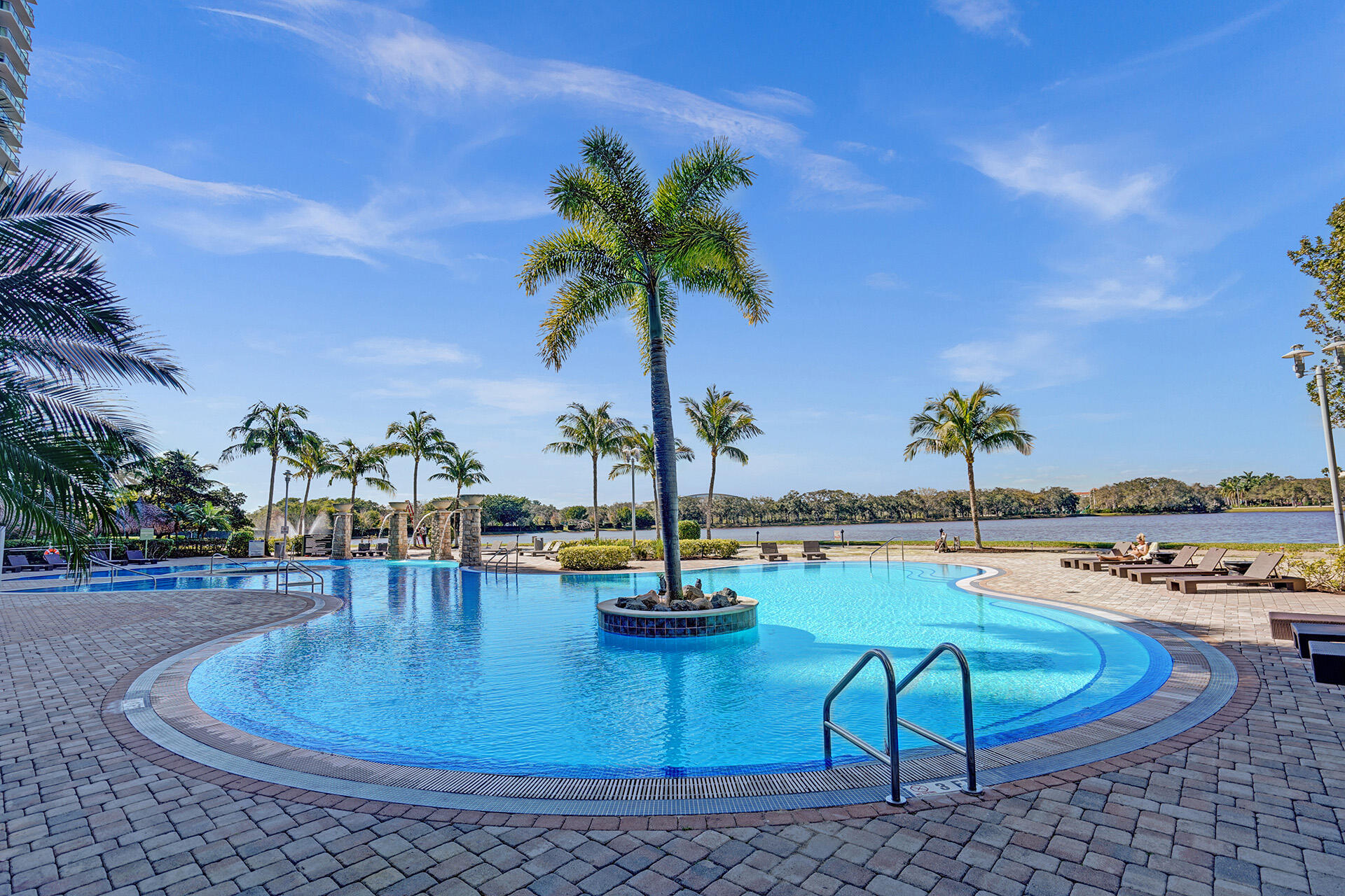 2641 N Flamingo #2105n, Sunrise FL 33323