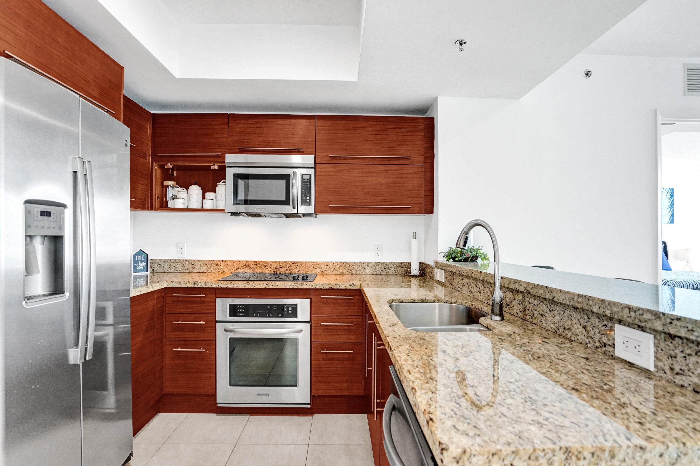 2641 N Flamingo #2105n, Sunrise FL 33323