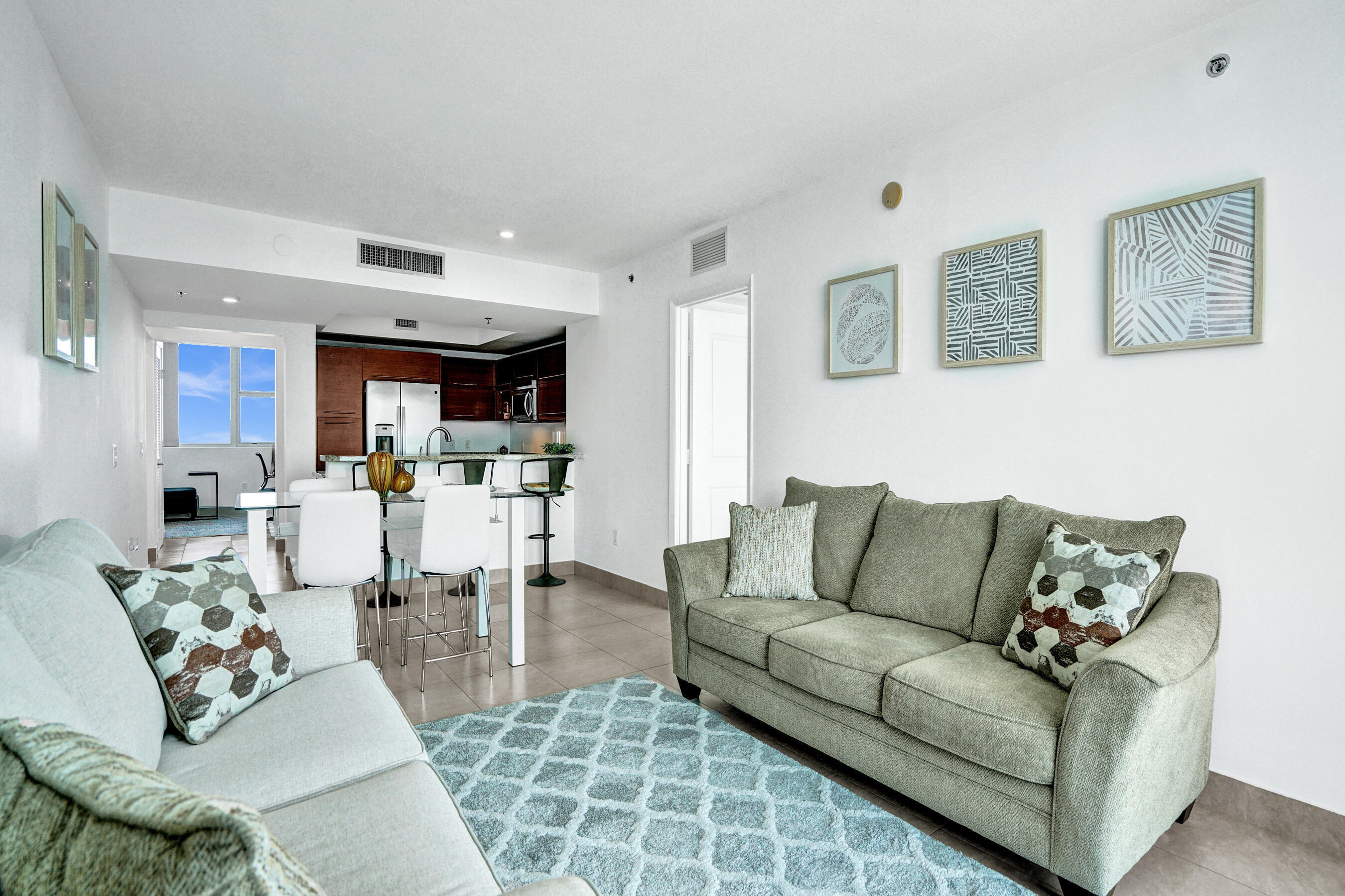 2641 N Flamingo #2105n, Sunrise FL 33323