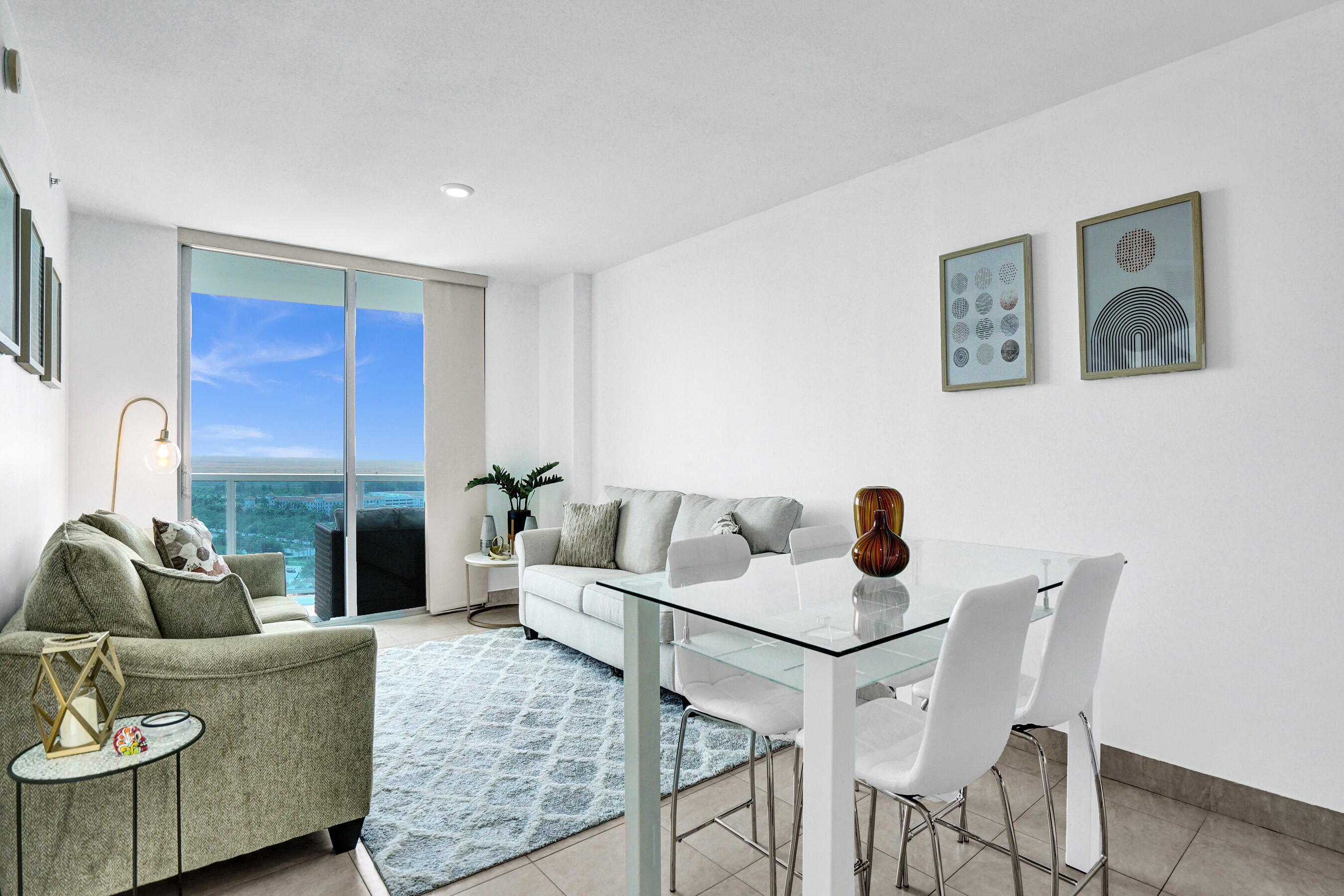 2641 N Flamingo #2105n, Sunrise FL 33323