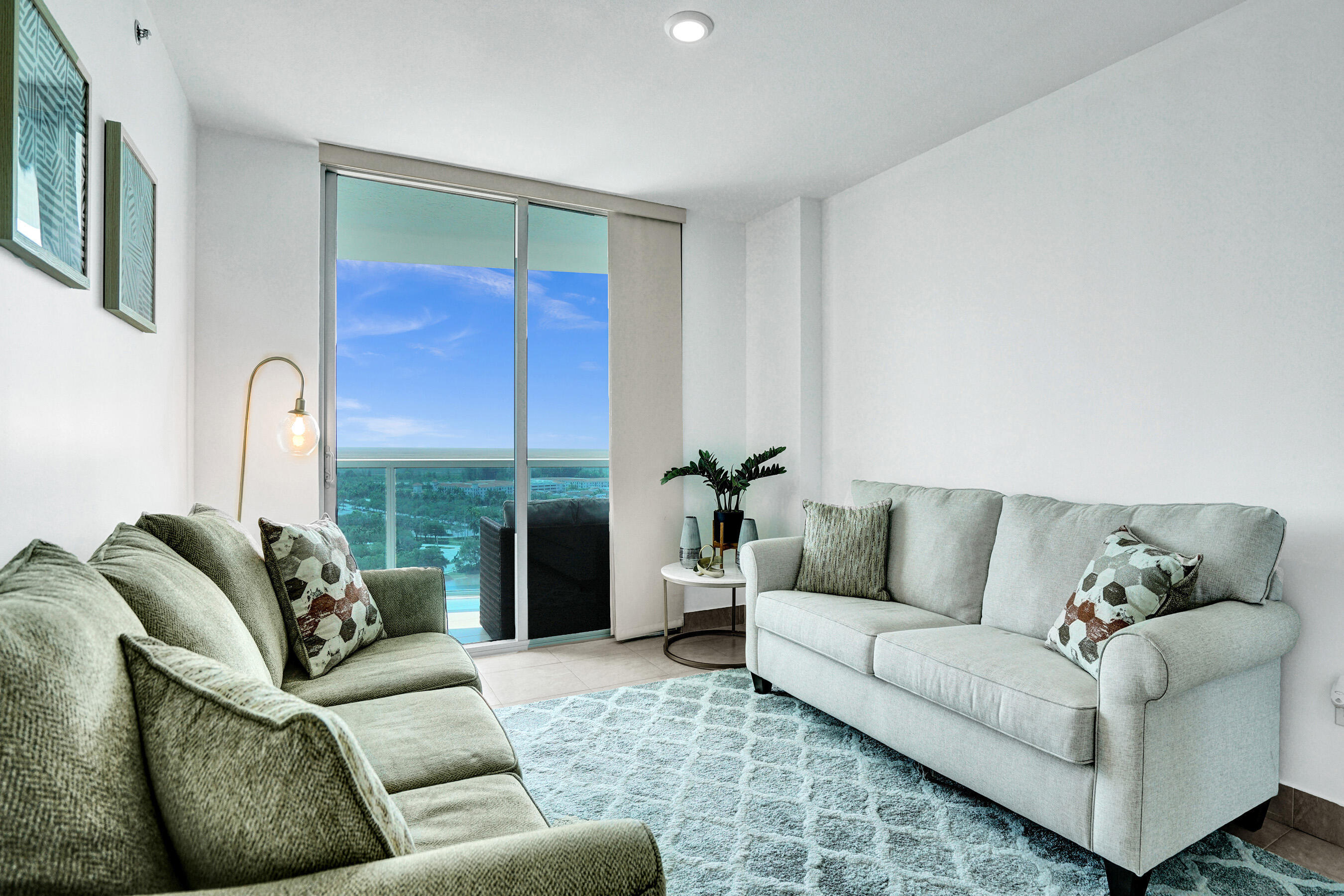 2641 N Flamingo #2105n, Sunrise FL 33323