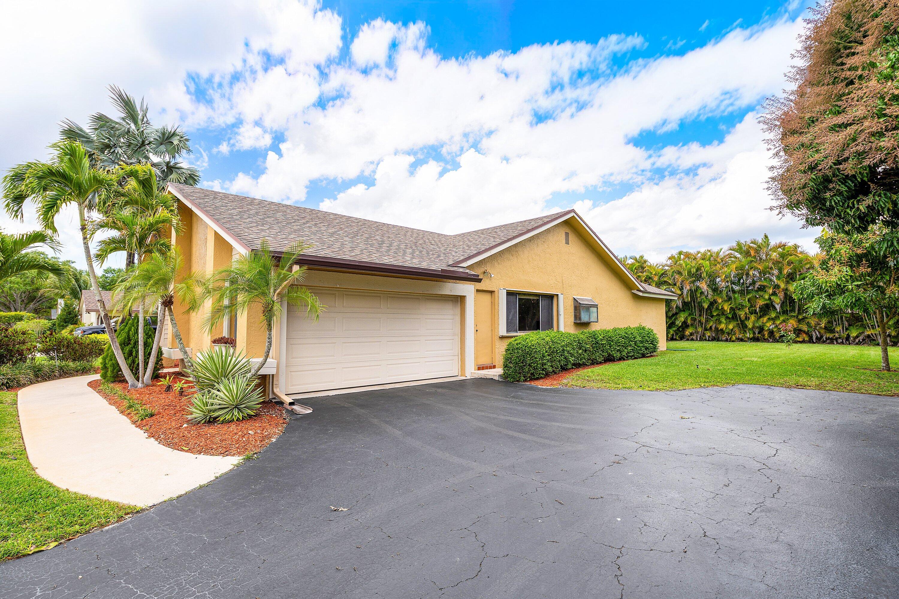 10299 186th, Boca Raton FL 33498