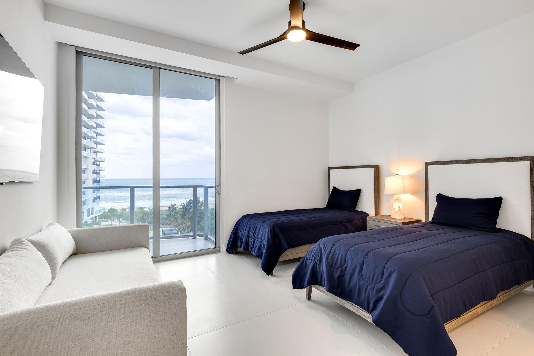 3100 N Ocean #804p, Singer Island FL 33404