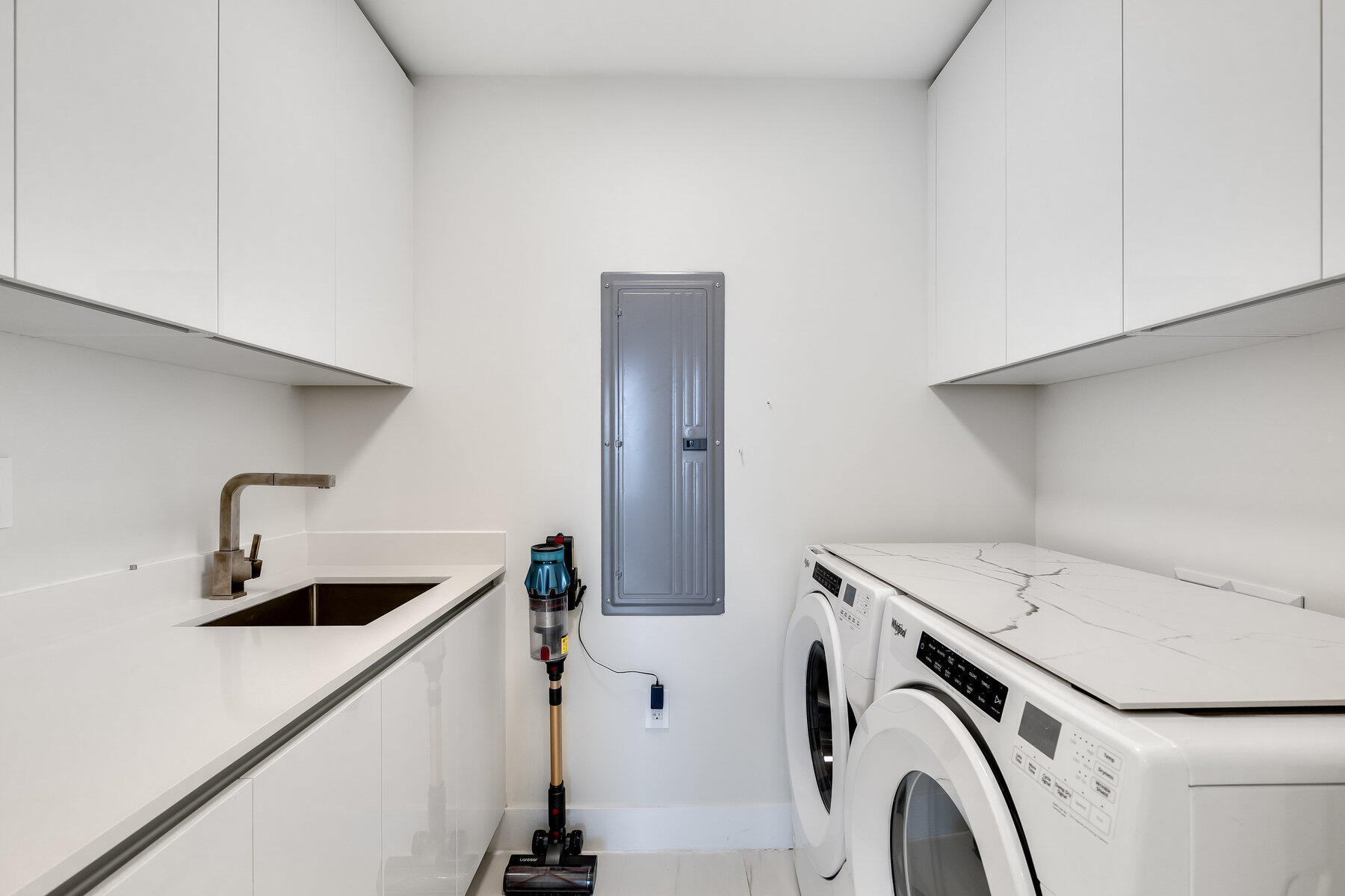3100 N Ocean #804p, Singer Island FL 33404