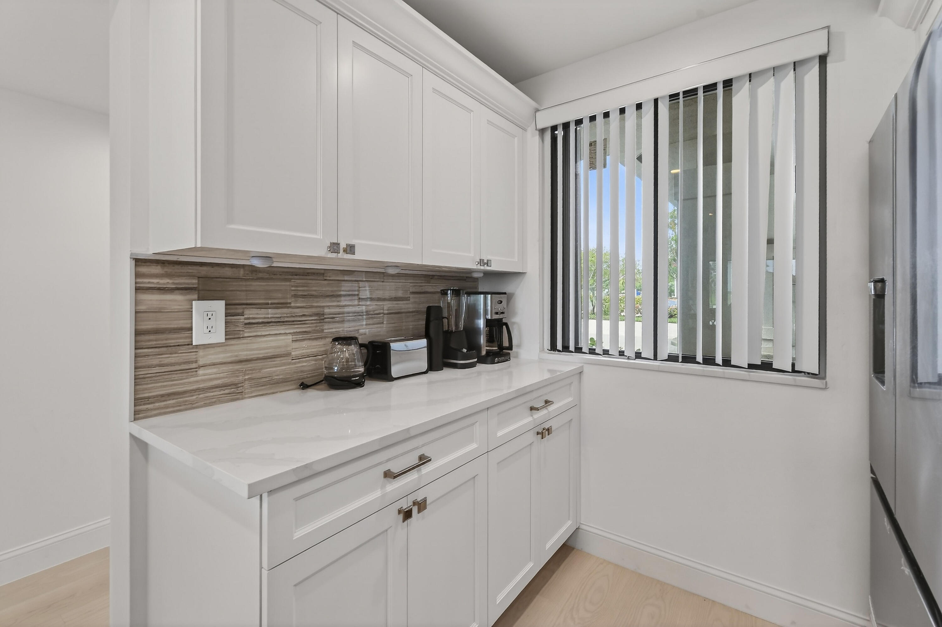 301 S Seas #104, Jupiter FL 33477