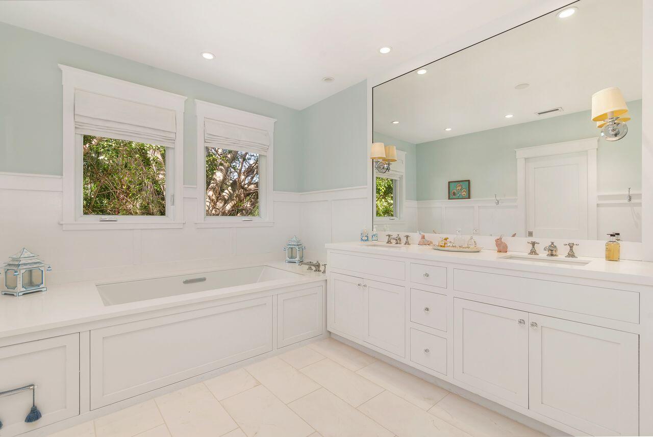129 S Flagler Promenade, West Palm Beach FL 33405