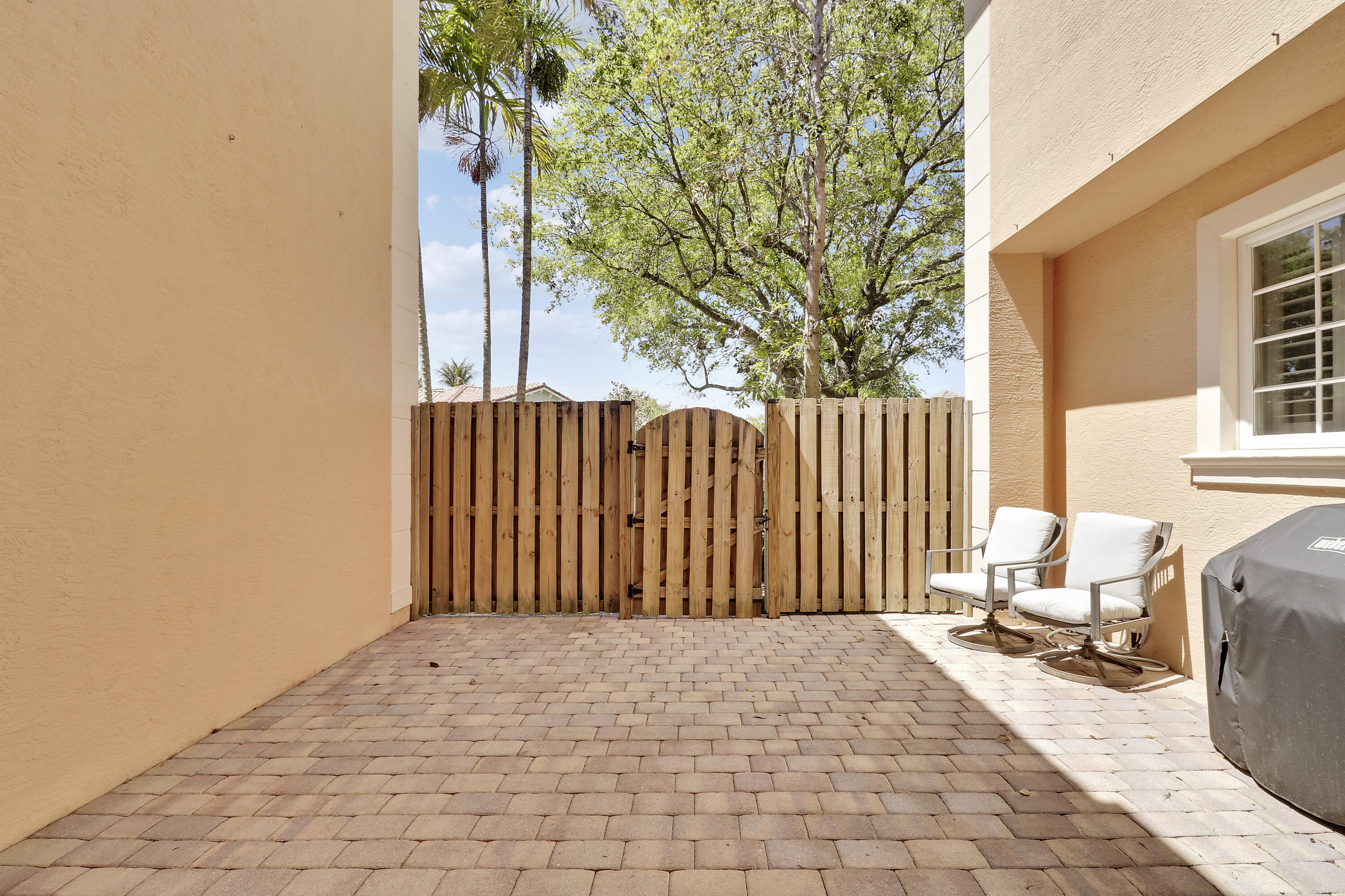 138 Tallow, Jupiter FL 33458