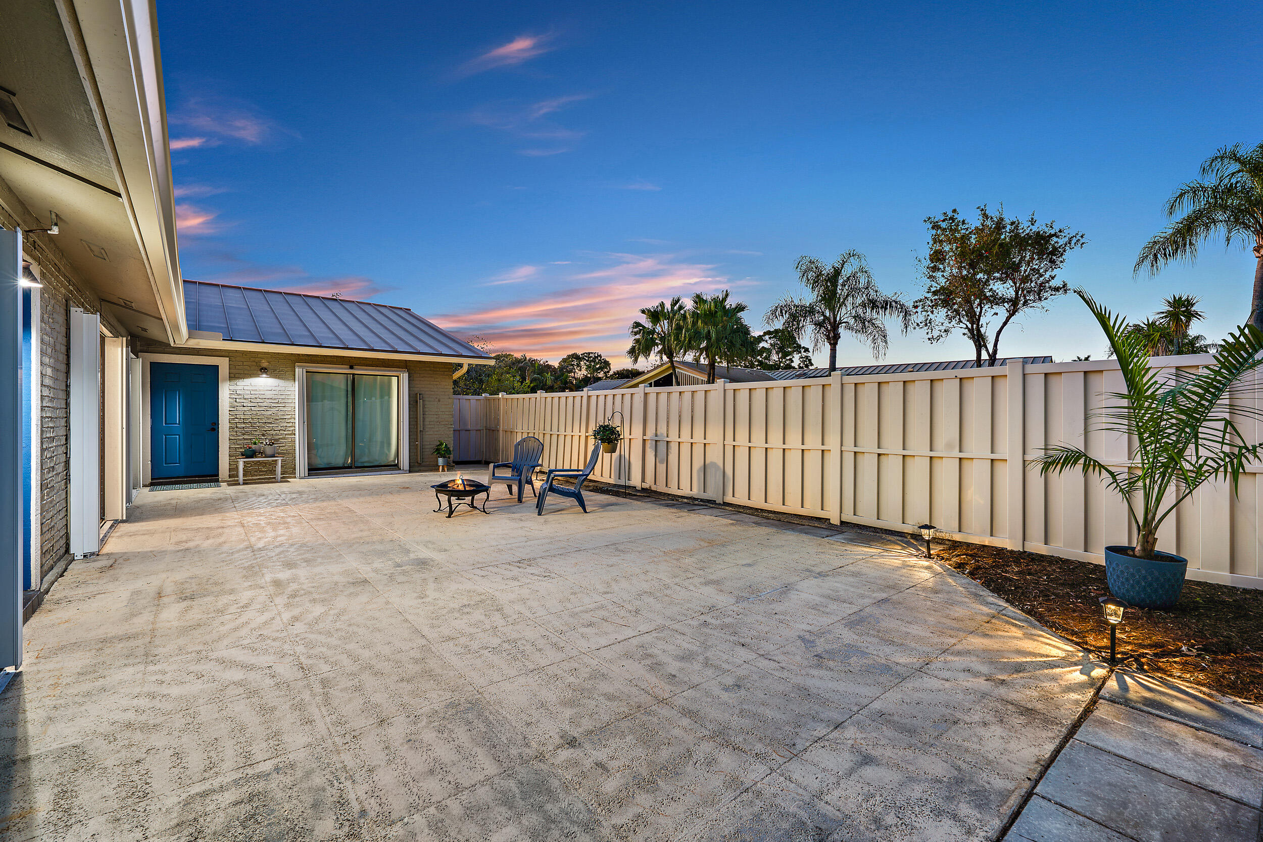 5537 Eagle Lake, Palm Beach Gardens FL 33418