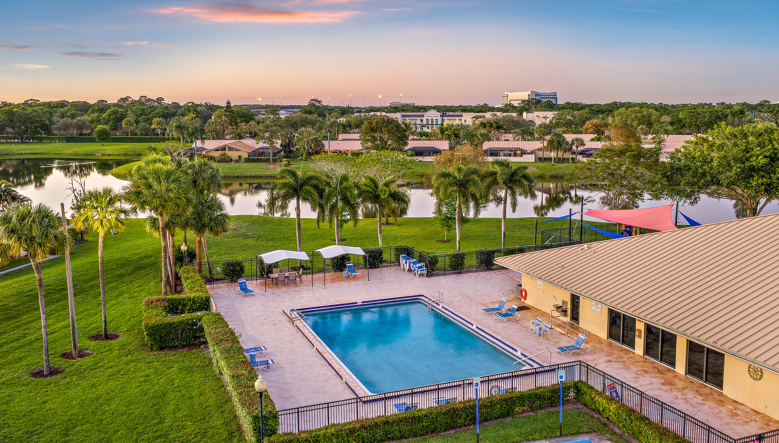 5537 Eagle Lake, Palm Beach Gardens FL 33418