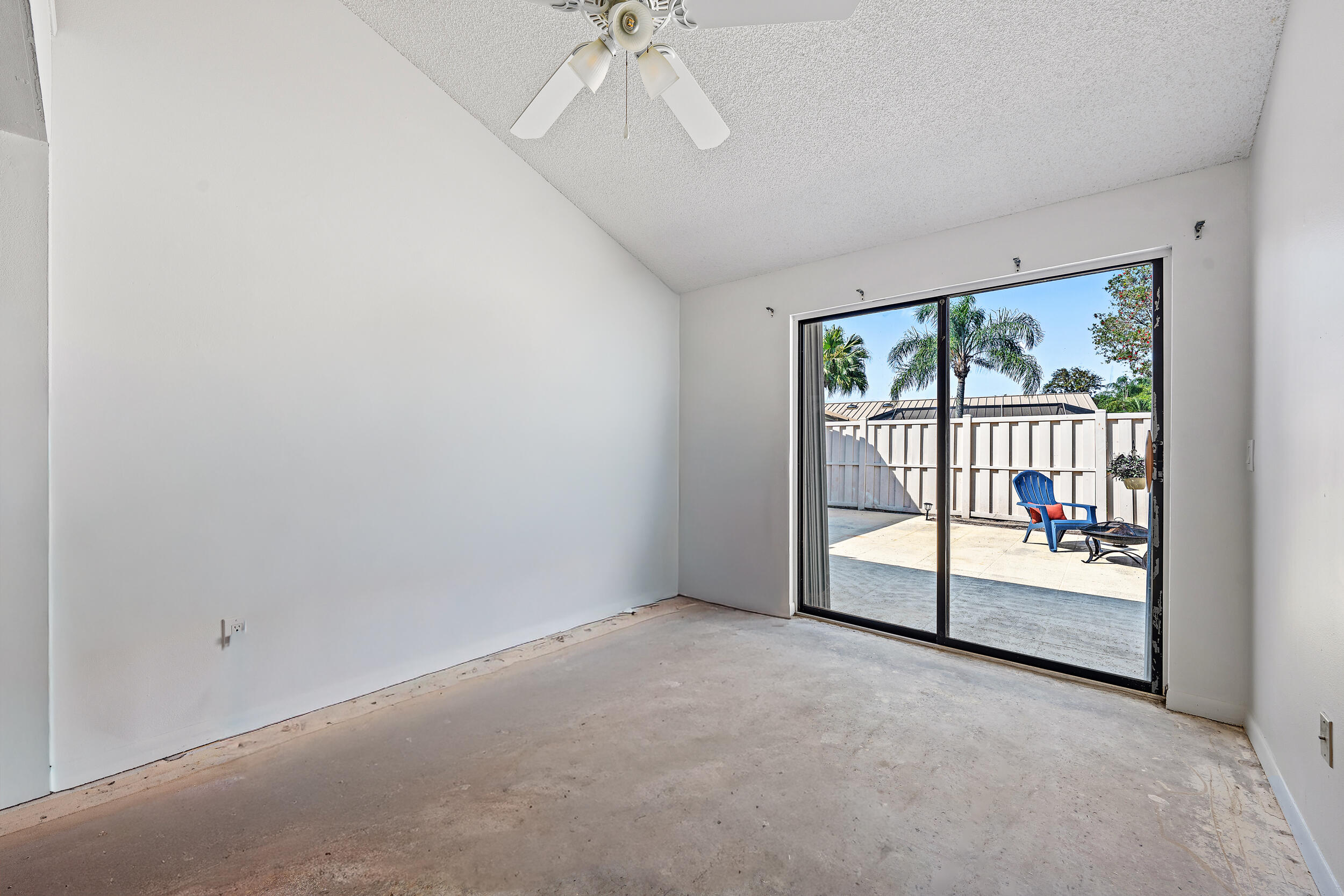 5537 Eagle Lake, Palm Beach Gardens FL 33418