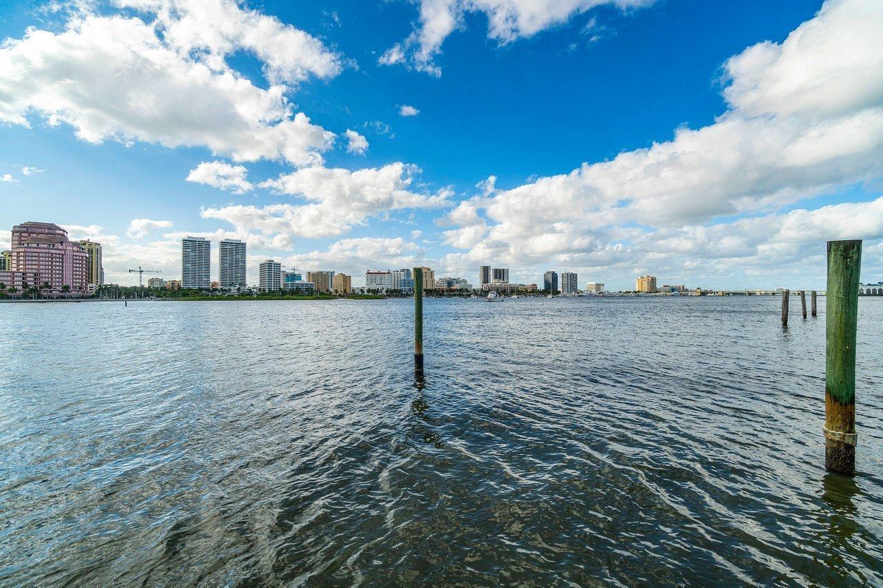 15 S Lake, Palm Beach FL 33480