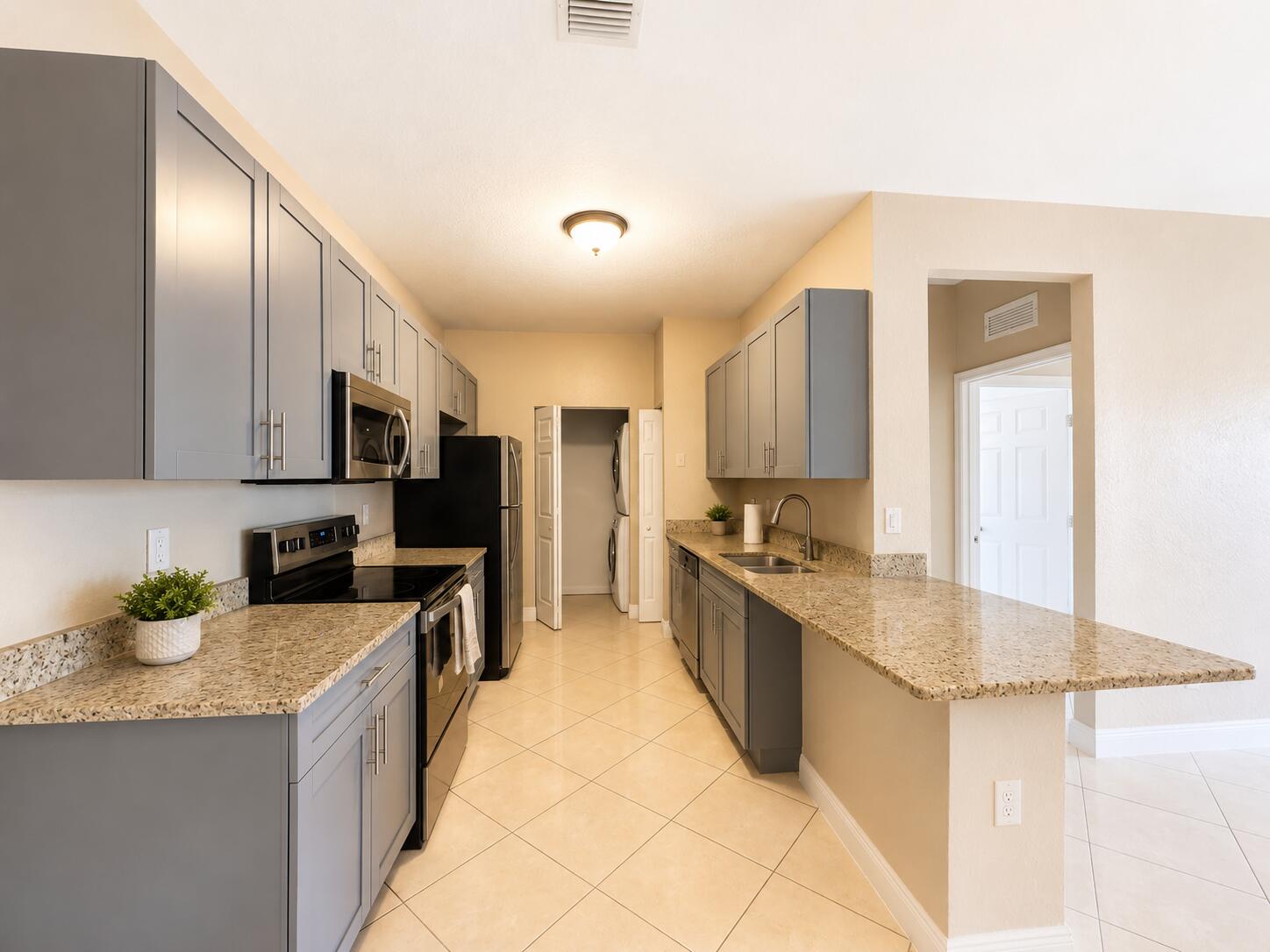 3549 Forest Hill #25, Palm Springs FL 33406