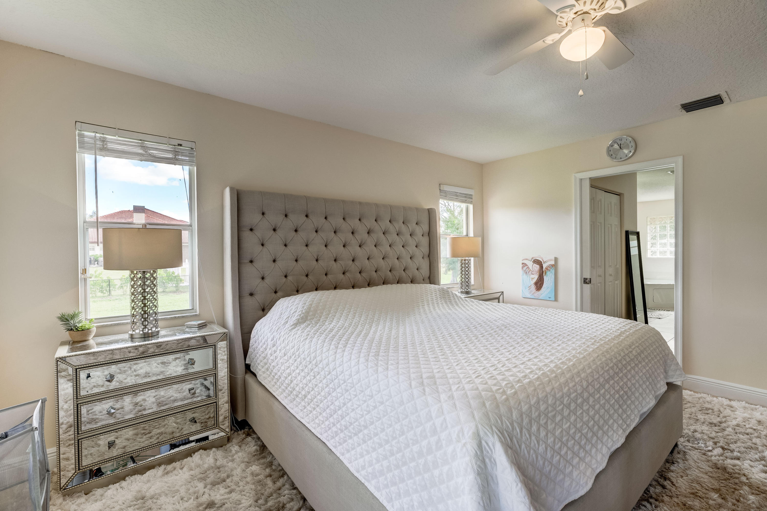8671 N 155th Pl, Palm Beach Gardens FL 33418