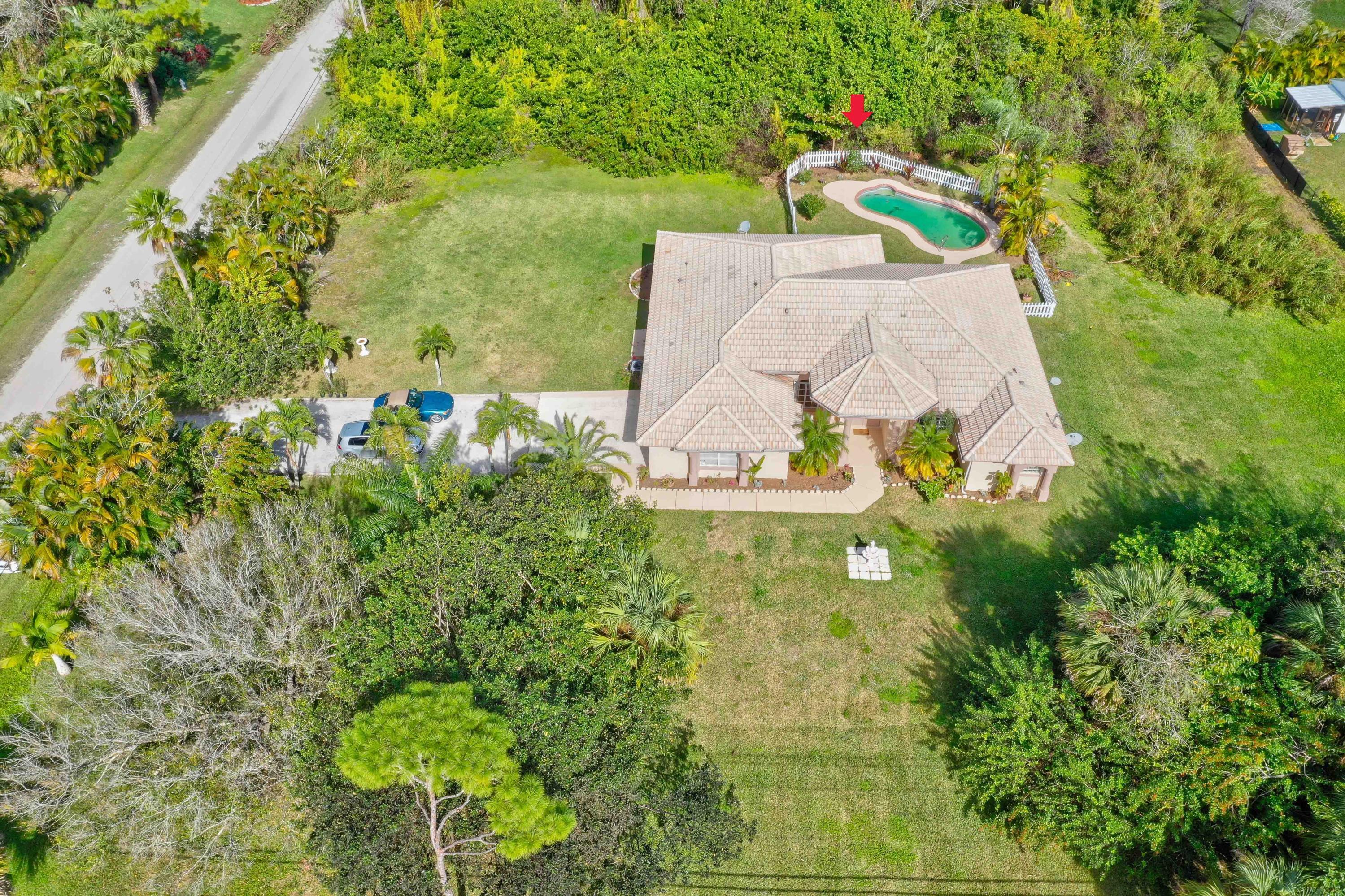 8671 N 155th Pl, Palm Beach Gardens FL 33418