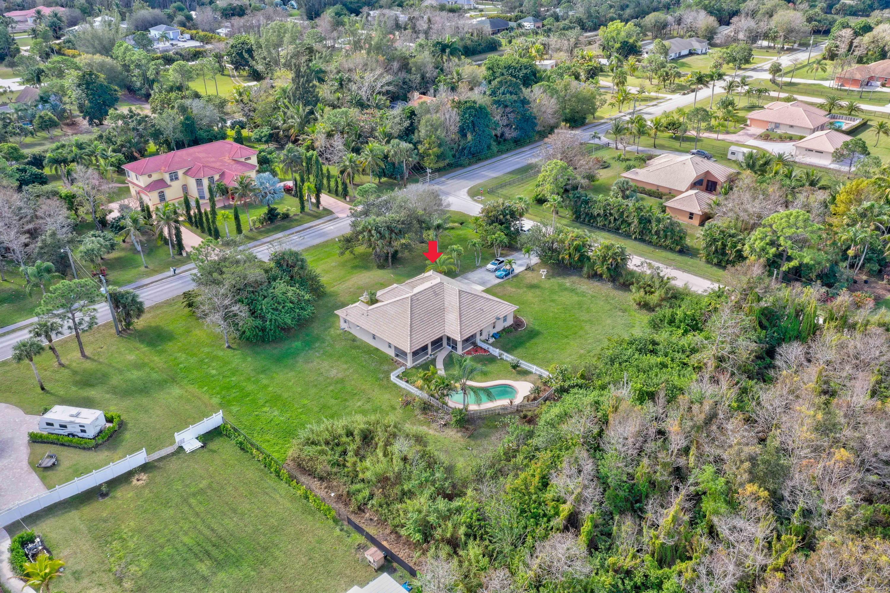 8671 N 155th Pl, Palm Beach Gardens FL 33418