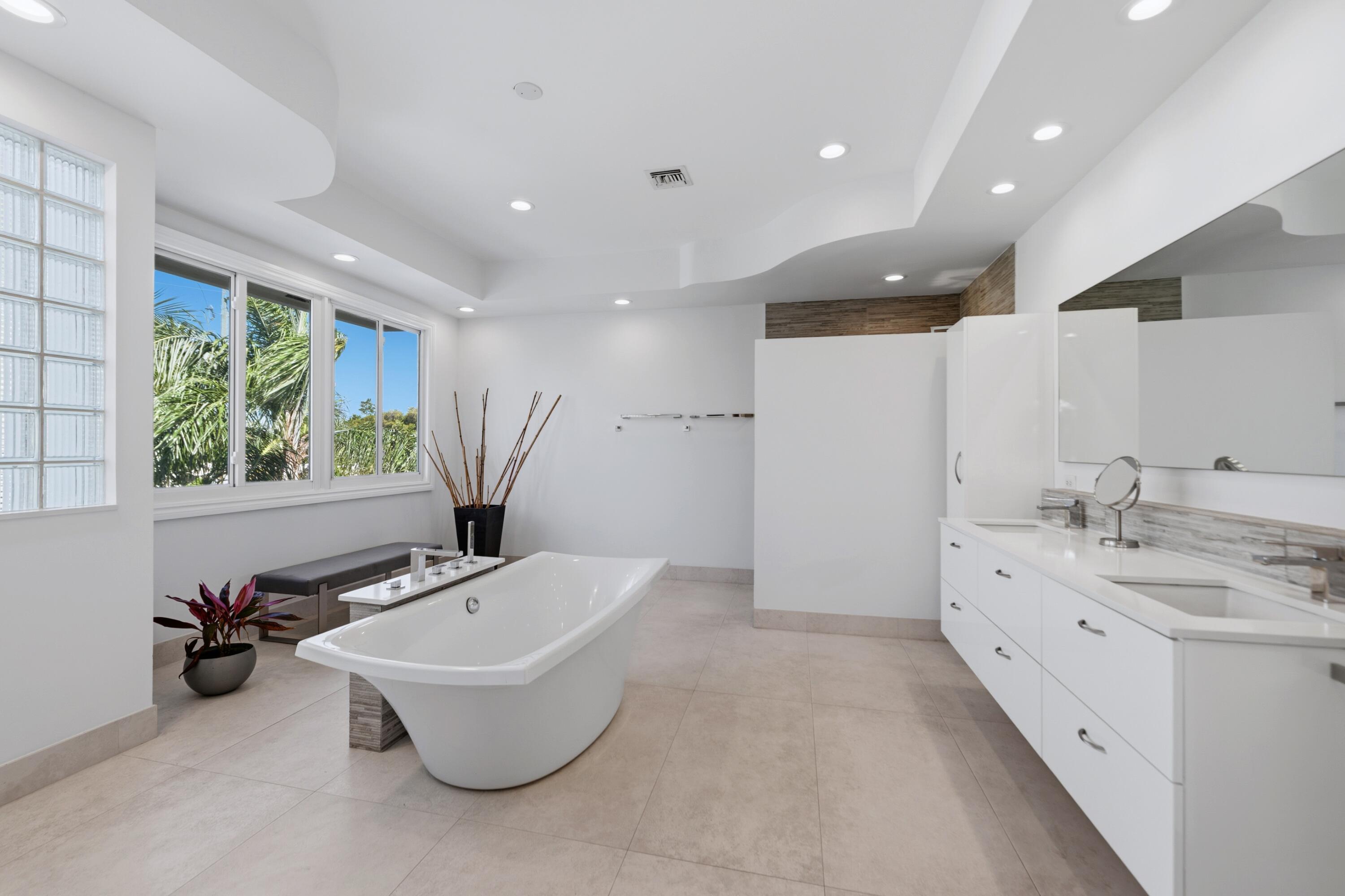 607 Intracoastal, Fort Lauderdale FL 33304