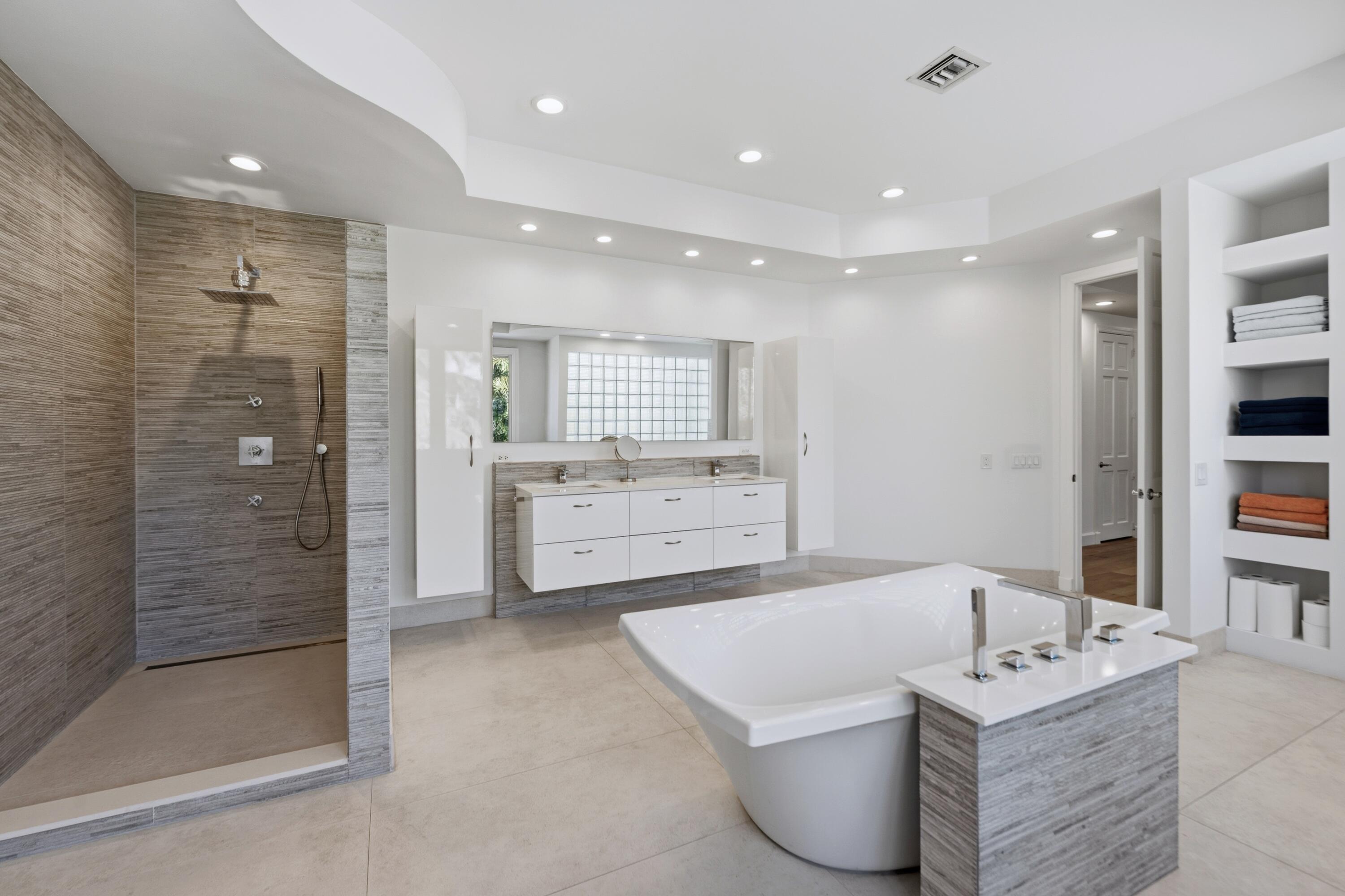 607 Intracoastal, Fort Lauderdale FL 33304