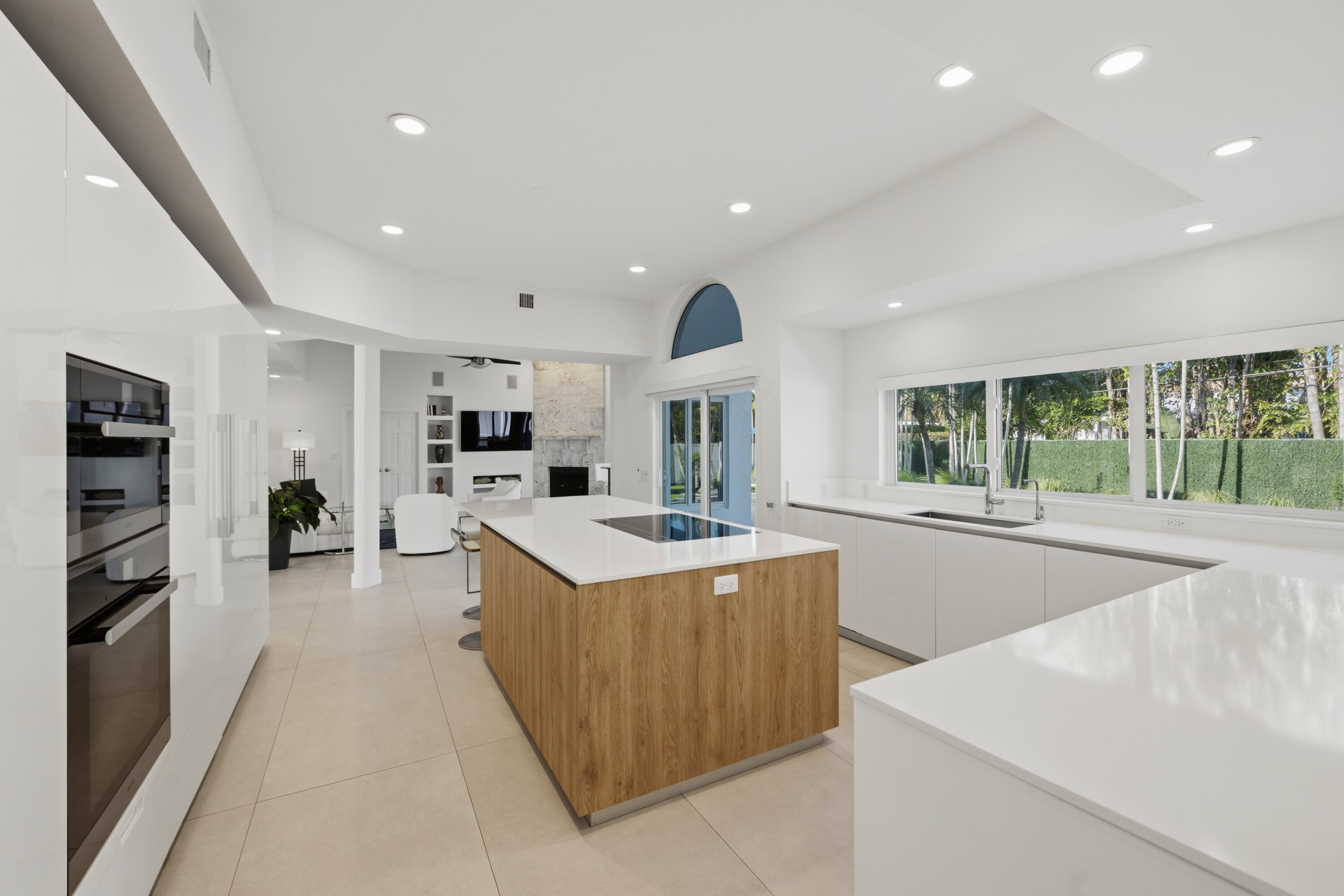 607 Intracoastal, Fort Lauderdale FL 33304