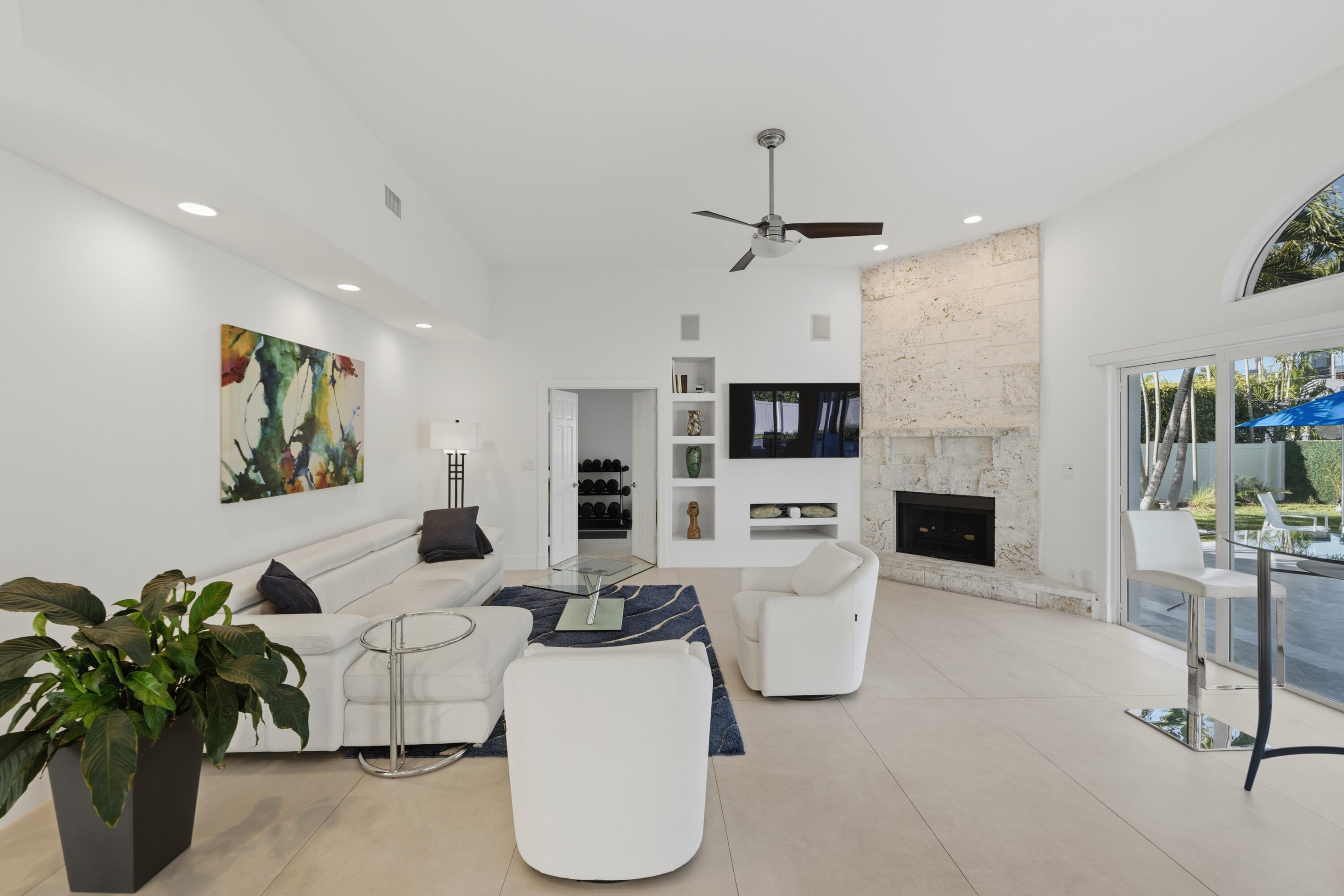 607 Intracoastal, Fort Lauderdale FL 33304