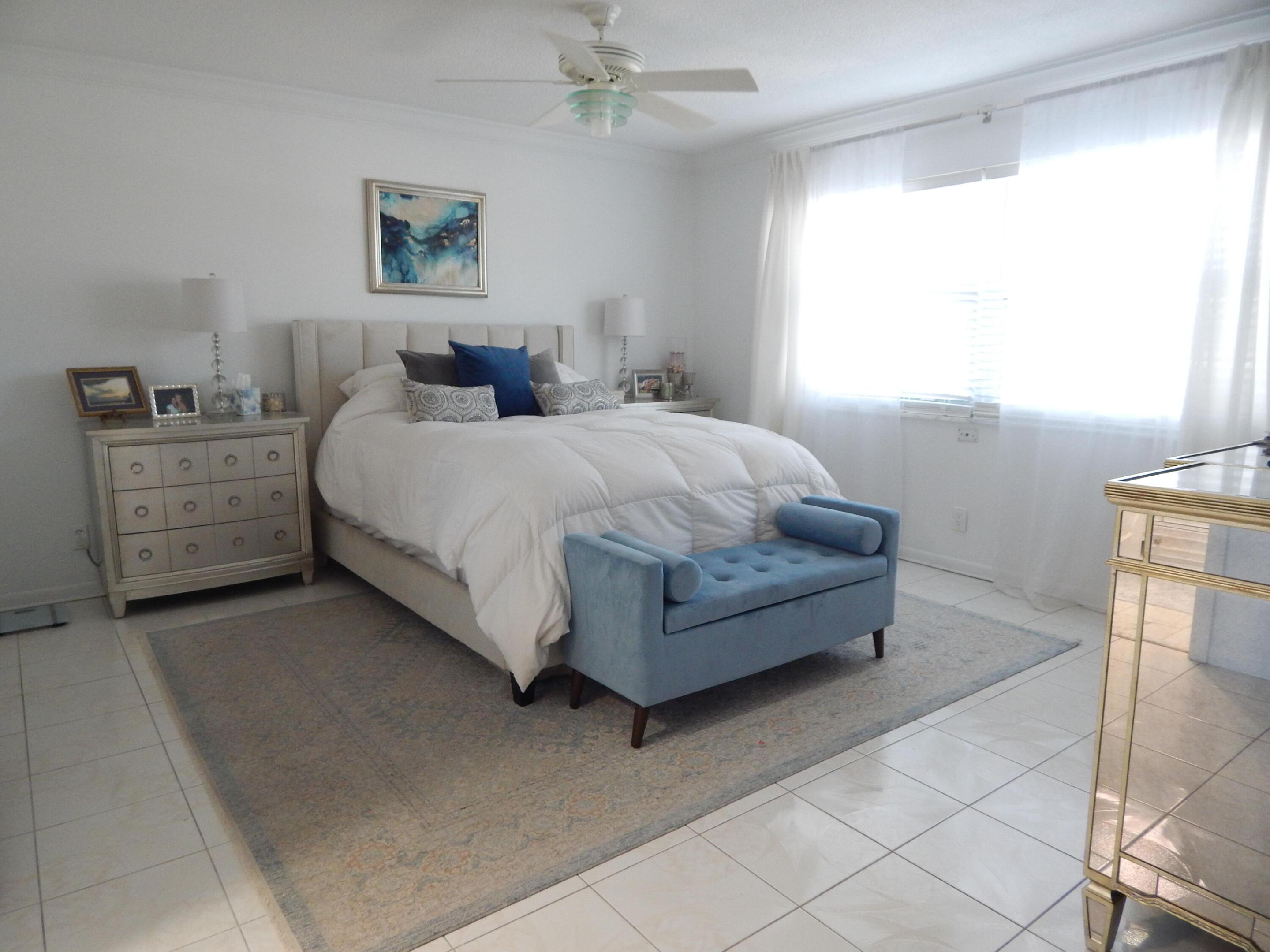 2829 NE 33rd #203, Fort Lauderdale FL 33306