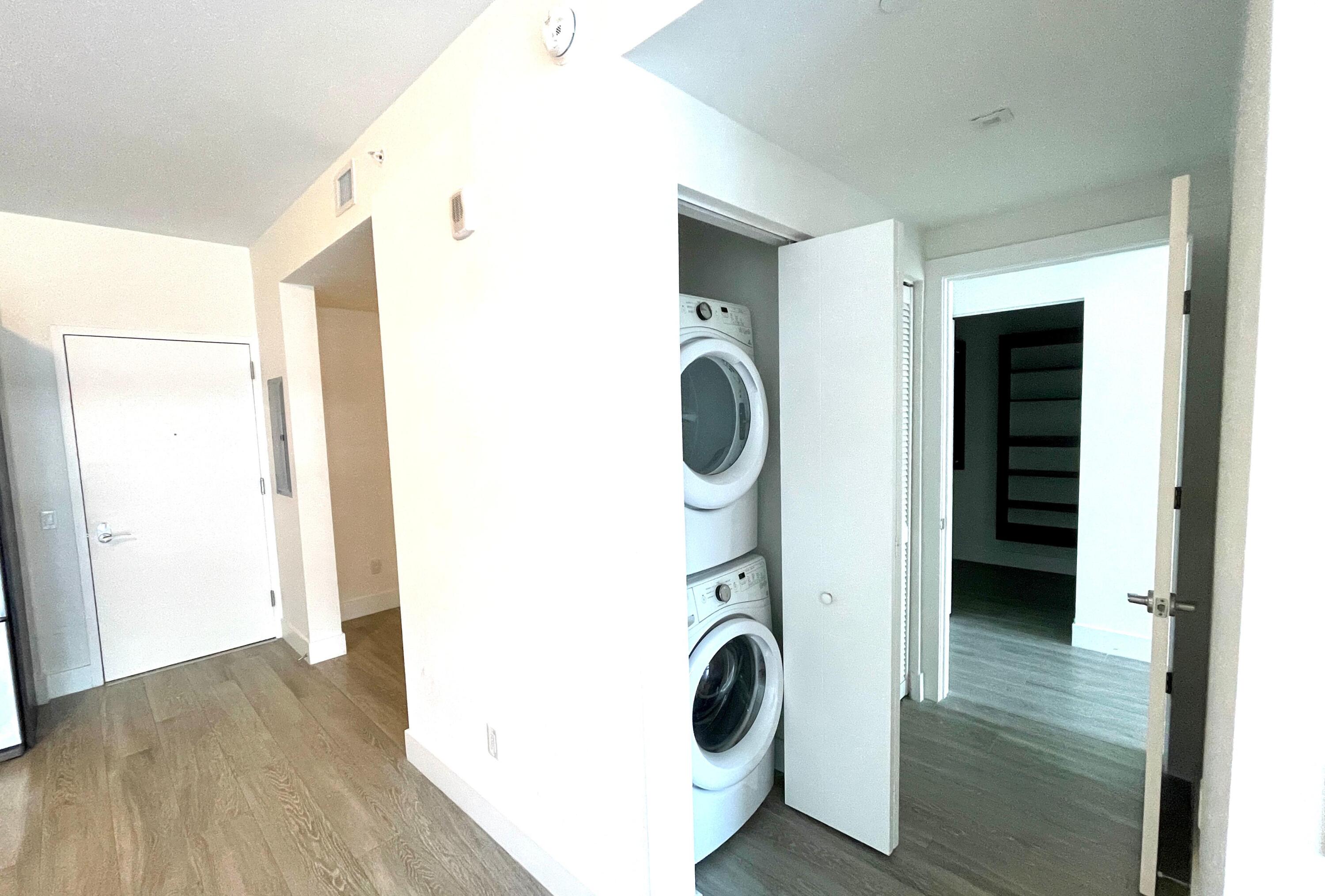 2960 NE 207th #1107, Aventura FL 33180