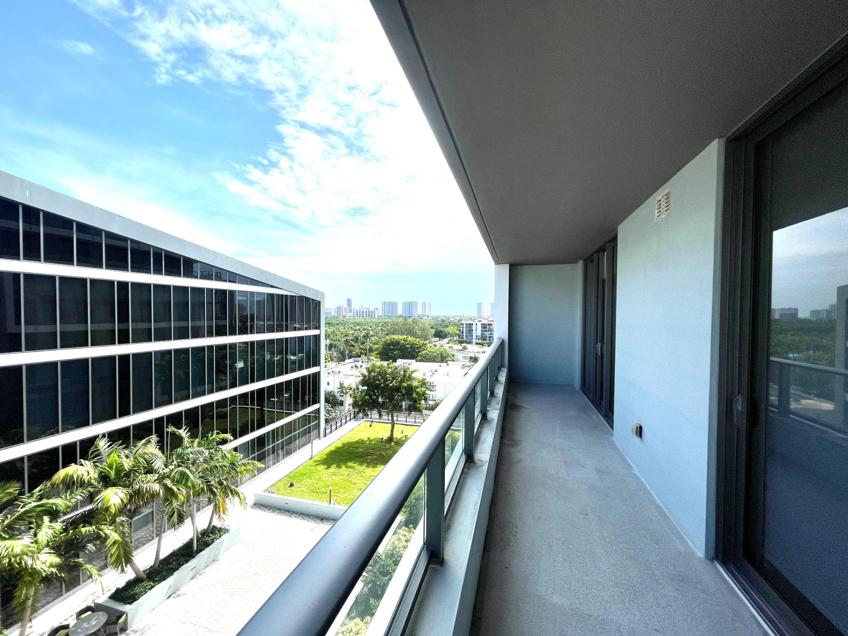 2960 NE 207th #1107, Aventura FL 33180