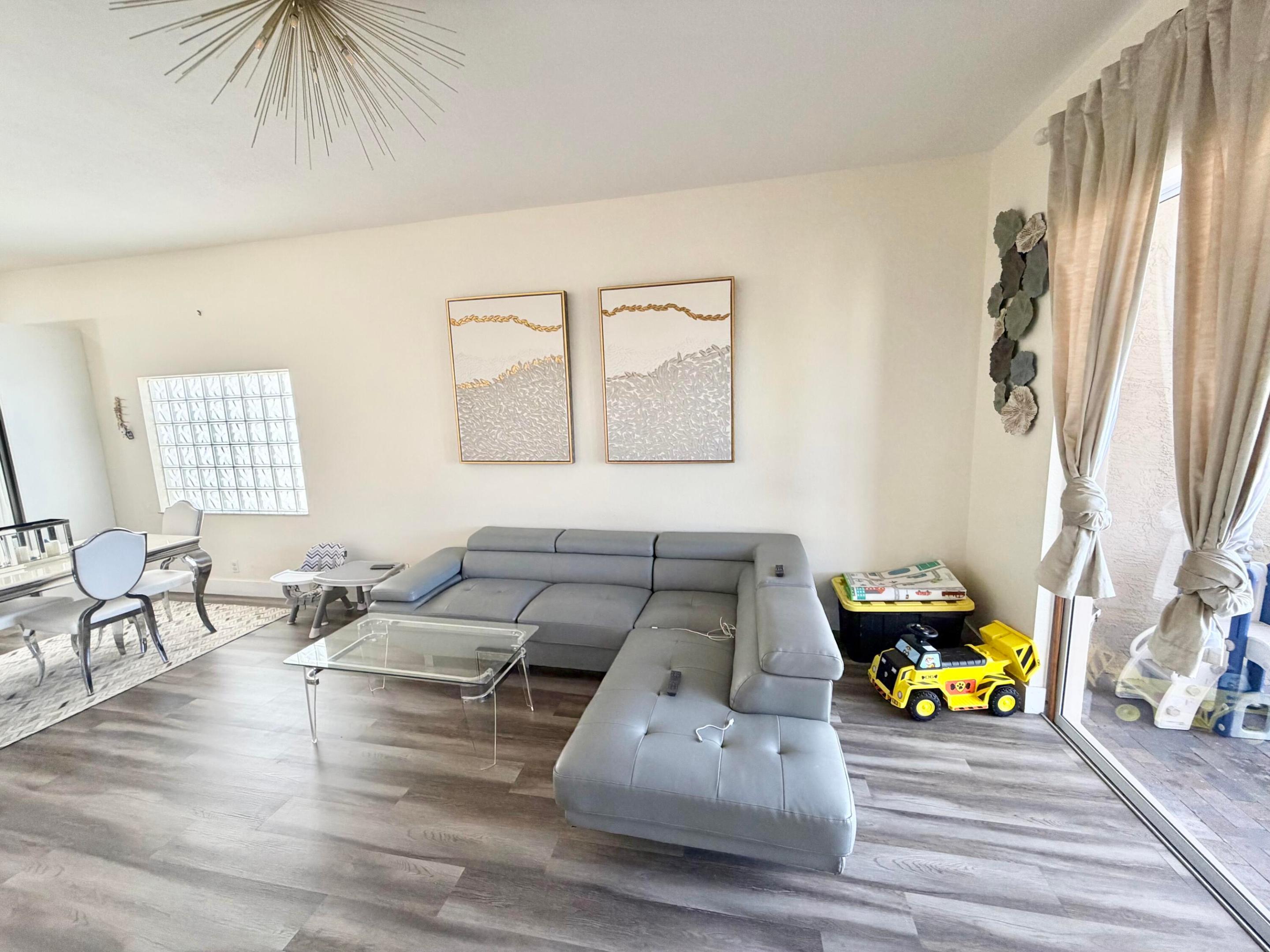 159 Berenger, Royal Palm Beach FL 33414