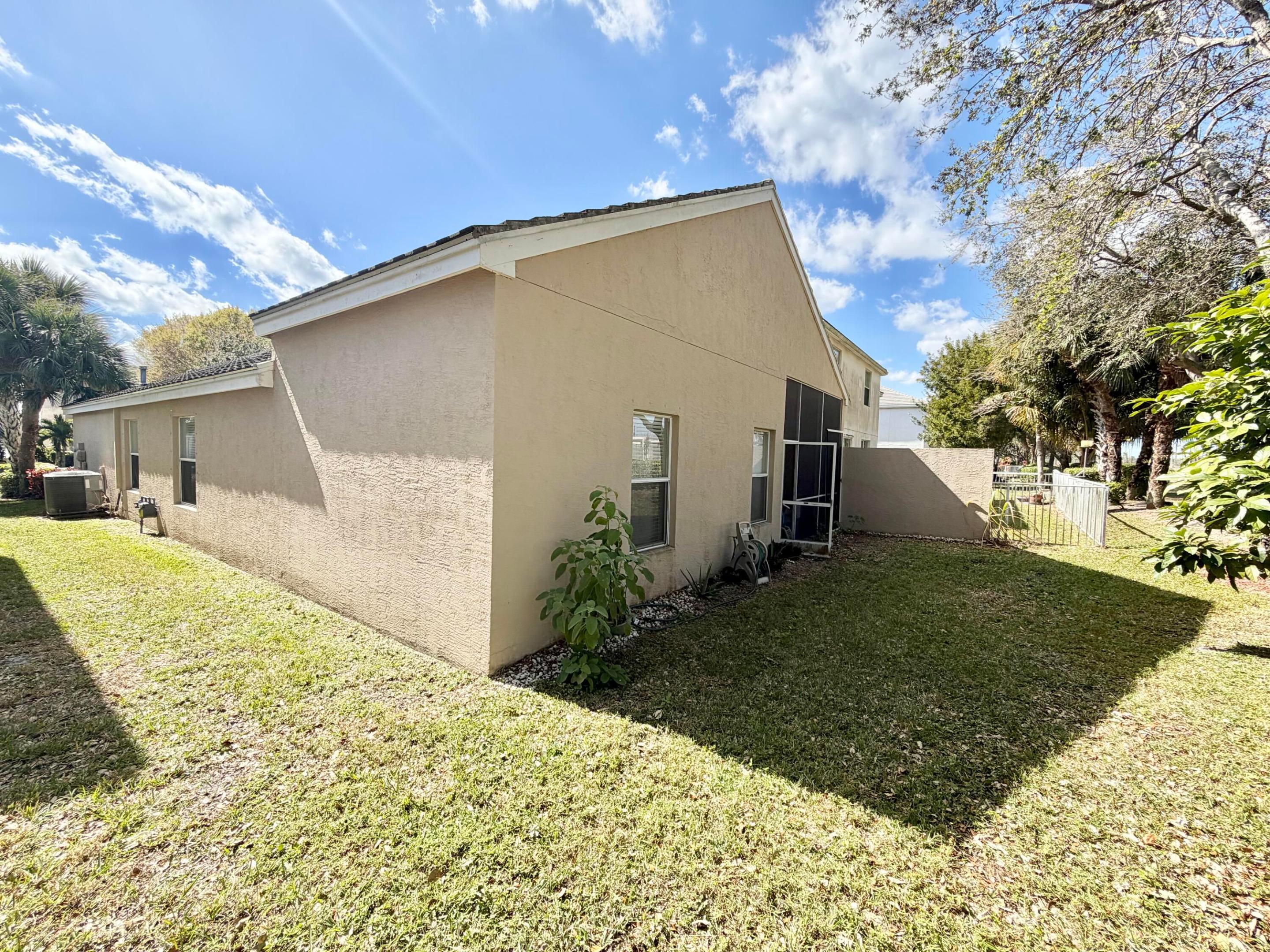 159 Berenger, Royal Palm Beach FL 33414
