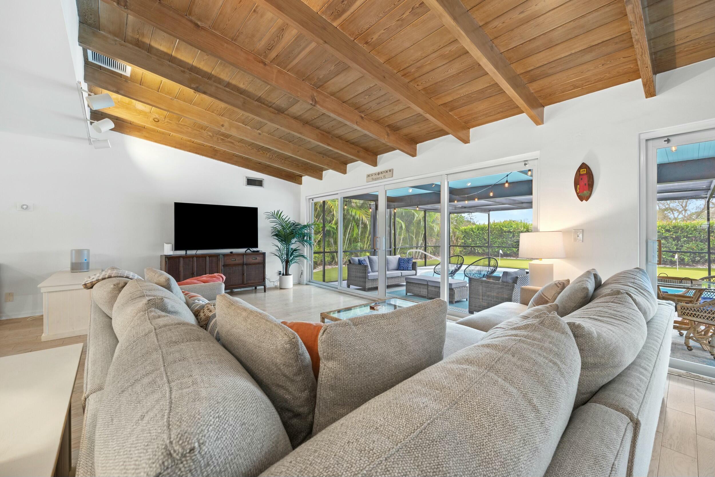 337 Fairway, Tequesta FL 33469