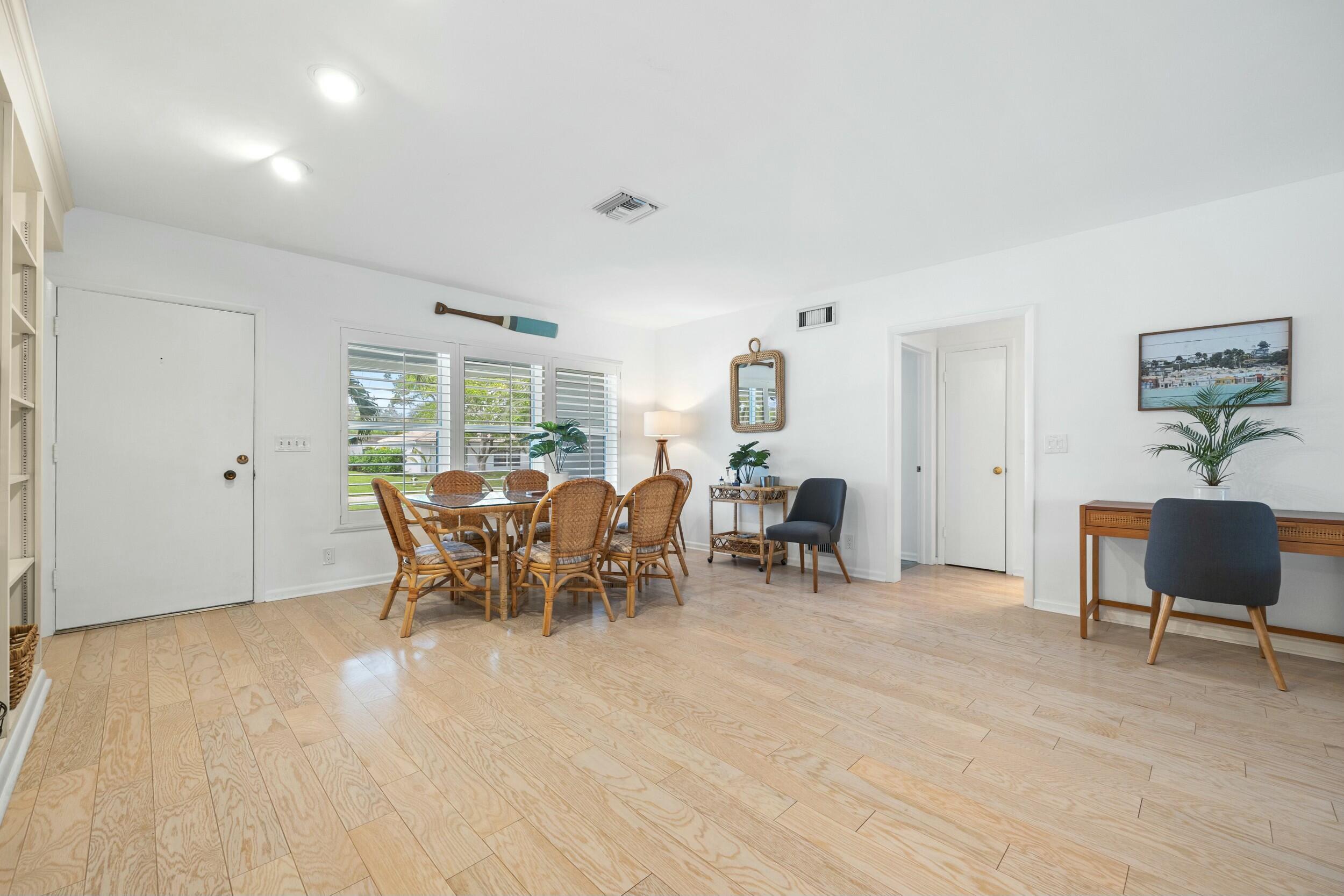 337 Fairway, Tequesta FL 33469