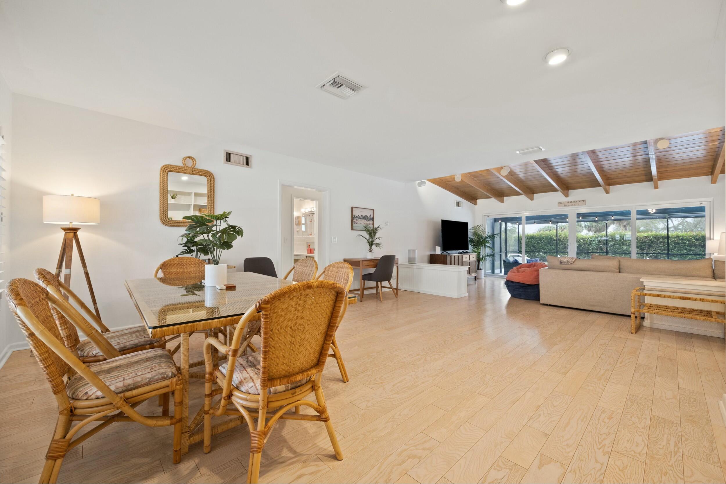 337 Fairway, Tequesta FL 33469