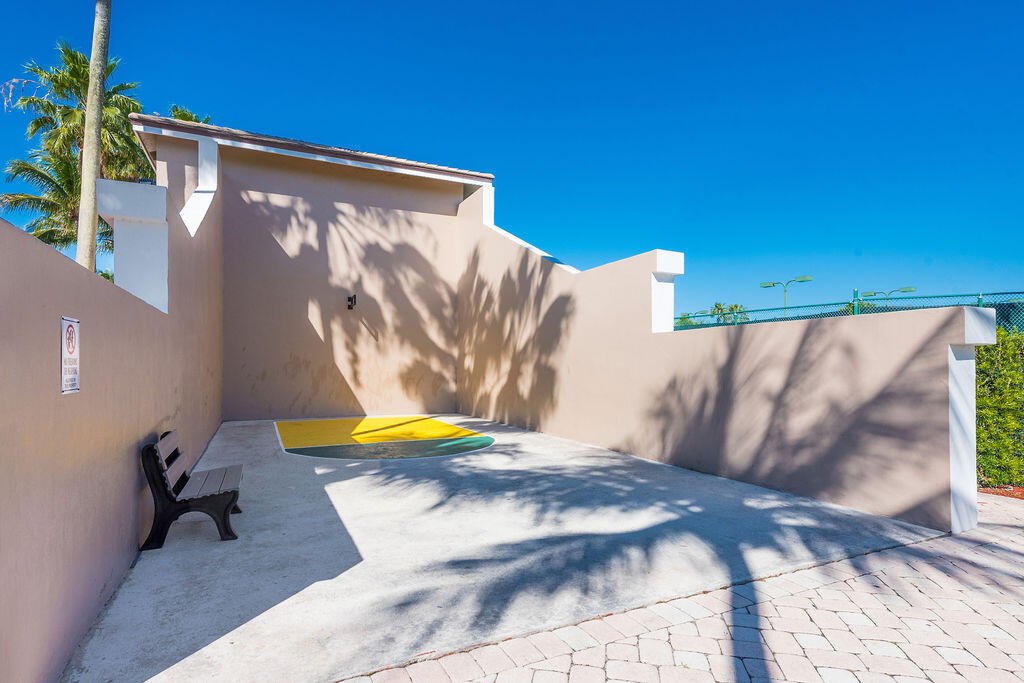 2616 San Andros, West Palm Beach FL 33411