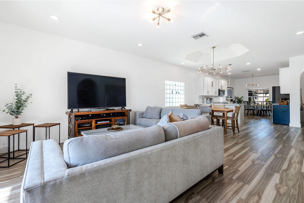 2616 San Andros, West Palm Beach FL 33411