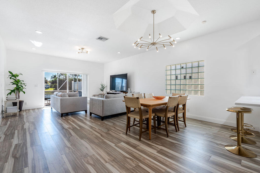 2616 San Andros, West Palm Beach FL 33411