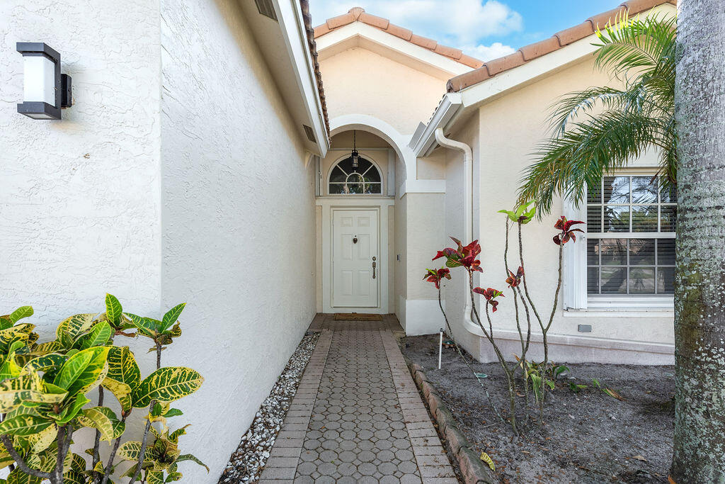 2616 San Andros, West Palm Beach FL 33411