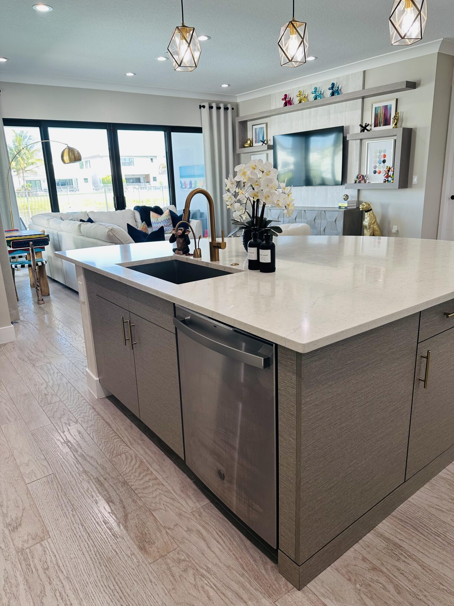 8537 Apple Falls, Boca Raton FL 33496
