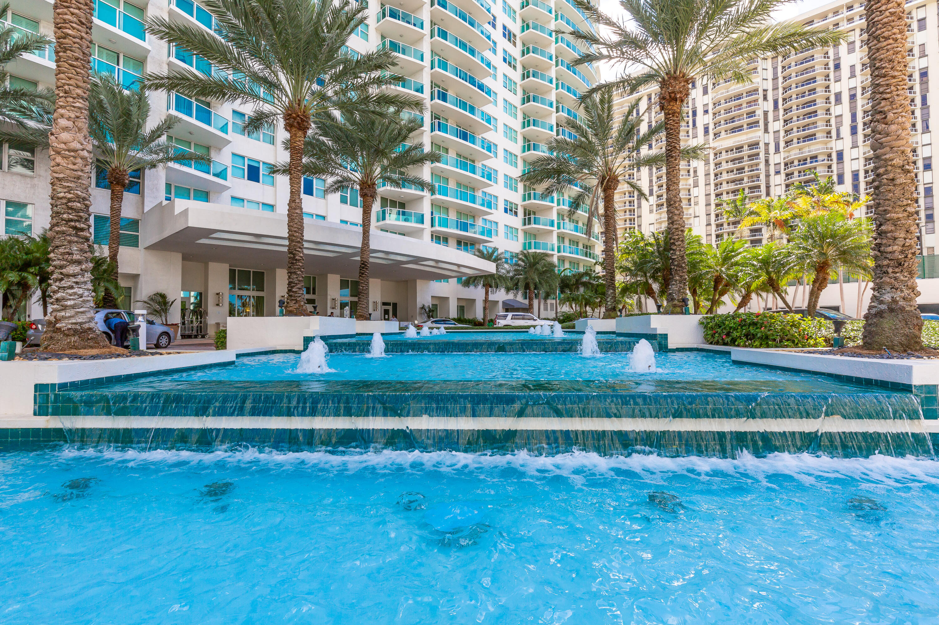 20201 E Country Club #706, Aventura FL 33180