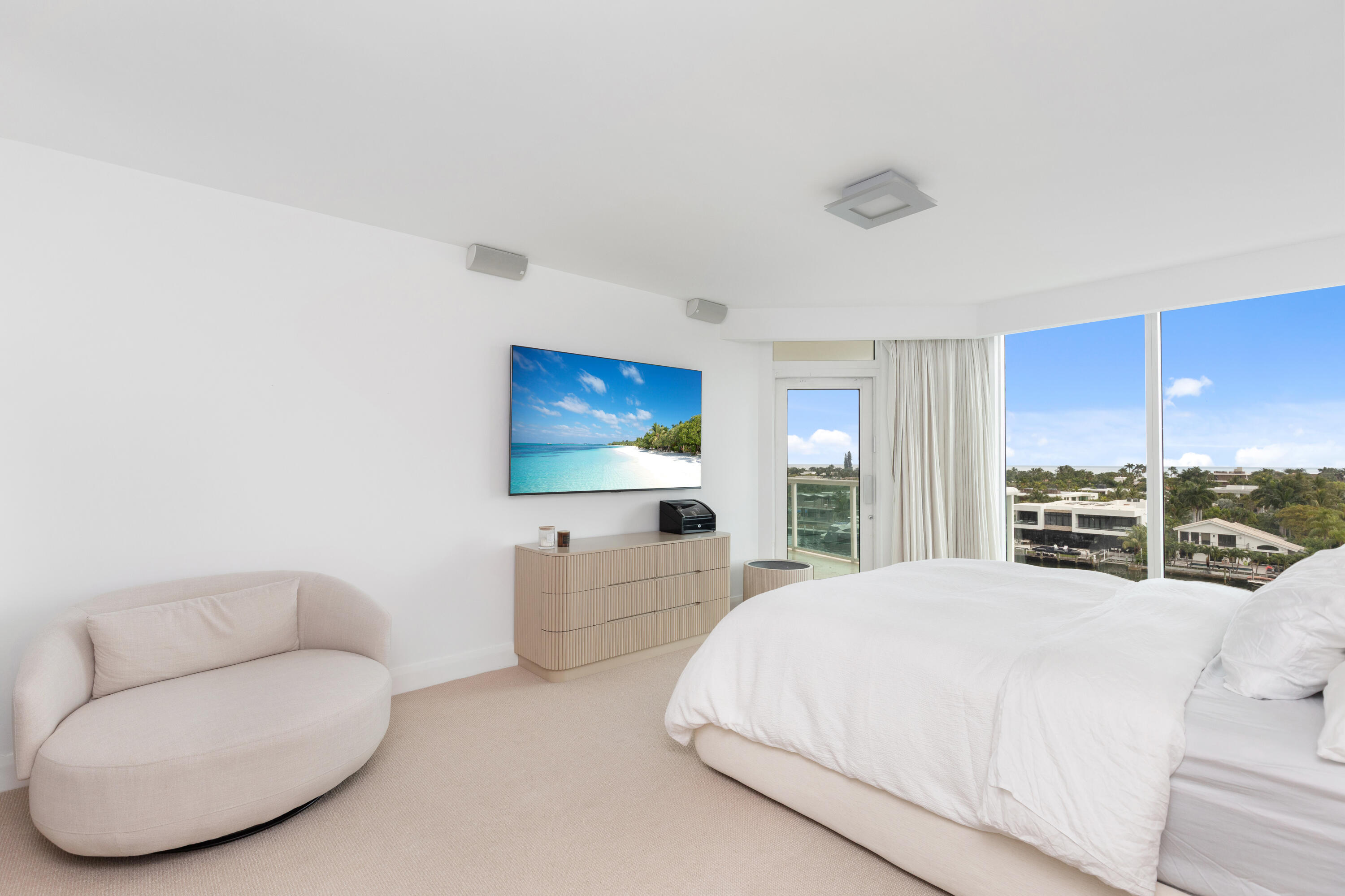 20201 E Country Club #706, Aventura FL 33180