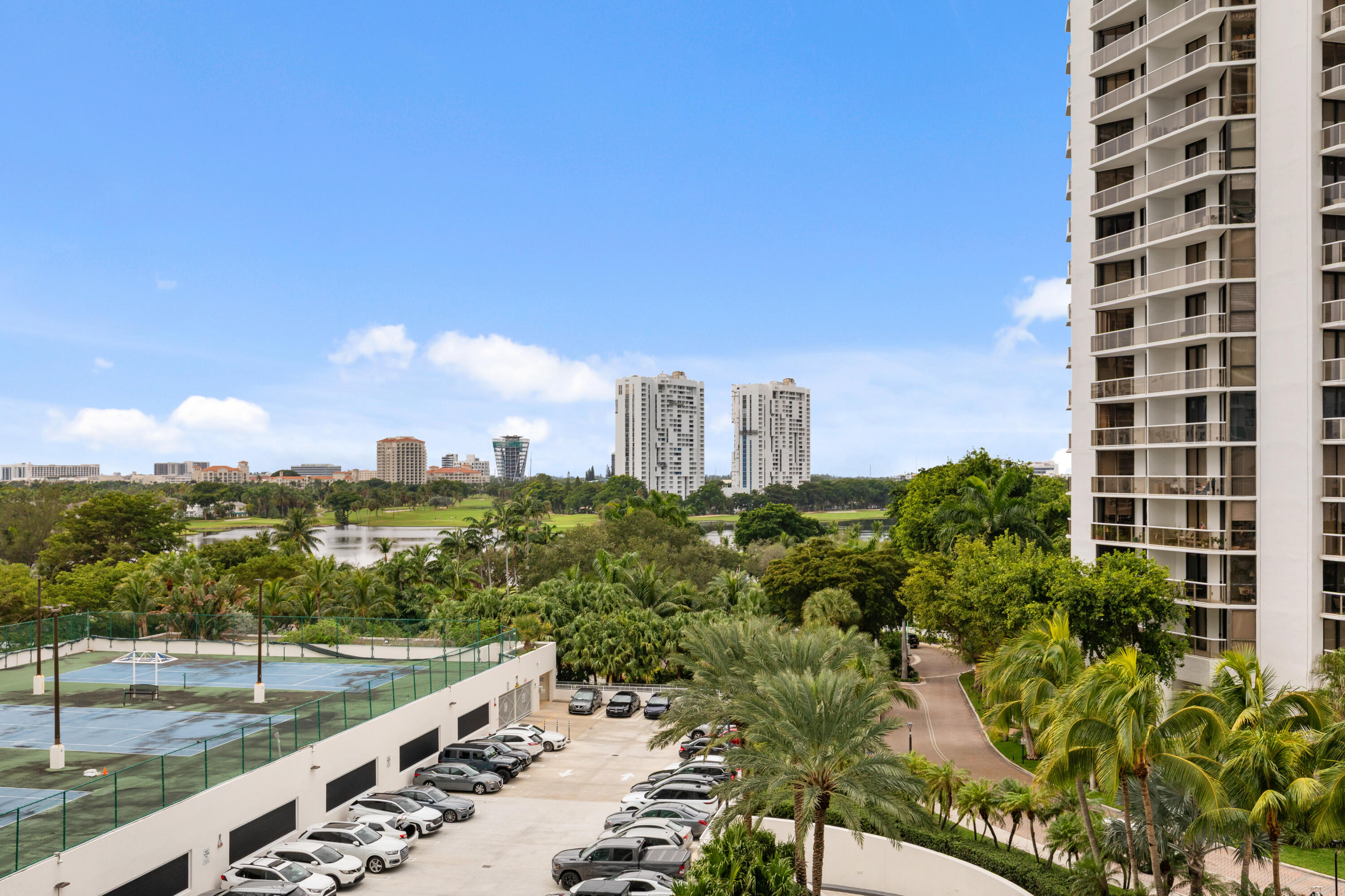 20201 E Country Club #706, Aventura FL 33180