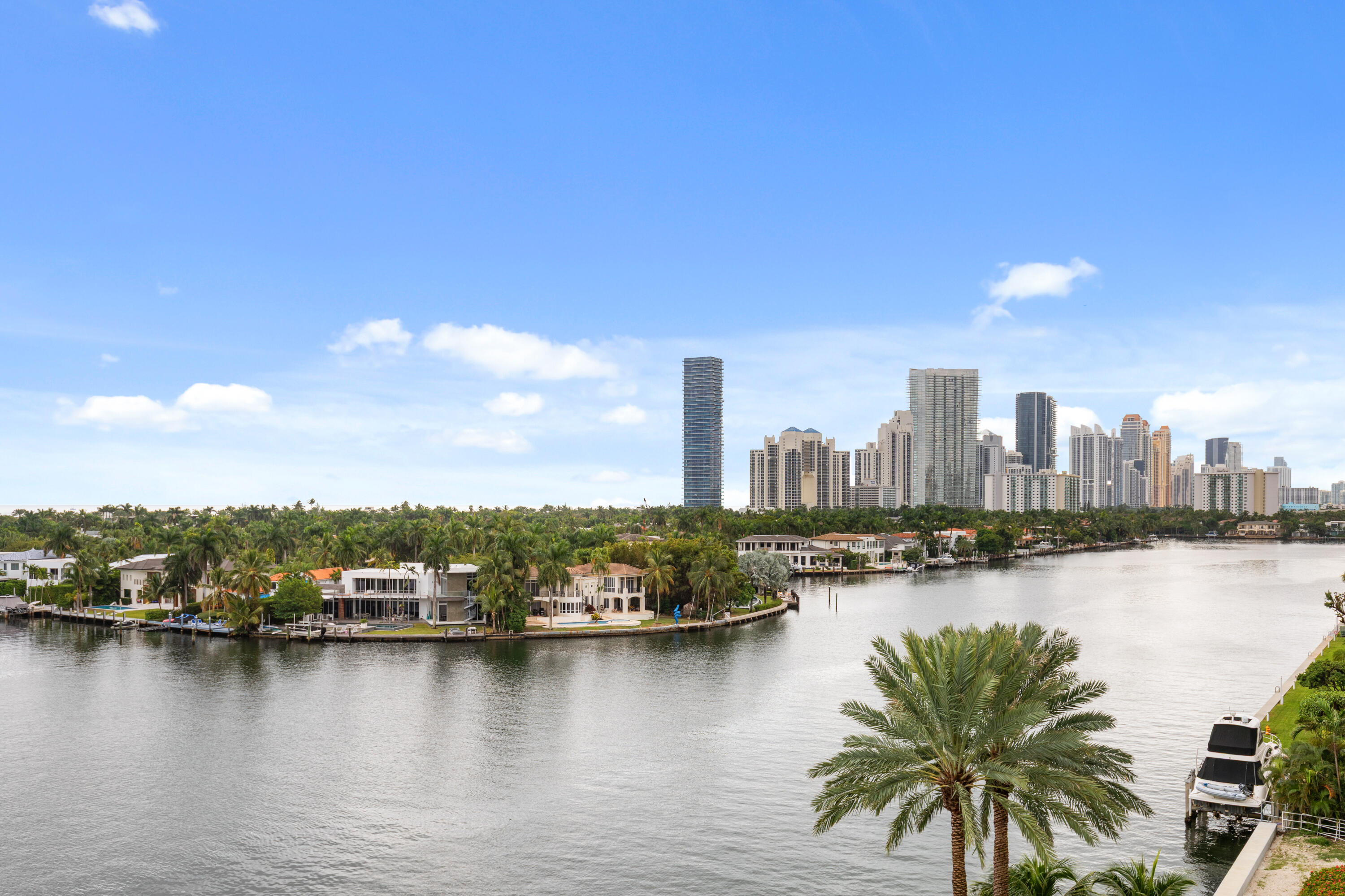 20201 E Country Club #706, Aventura FL 33180