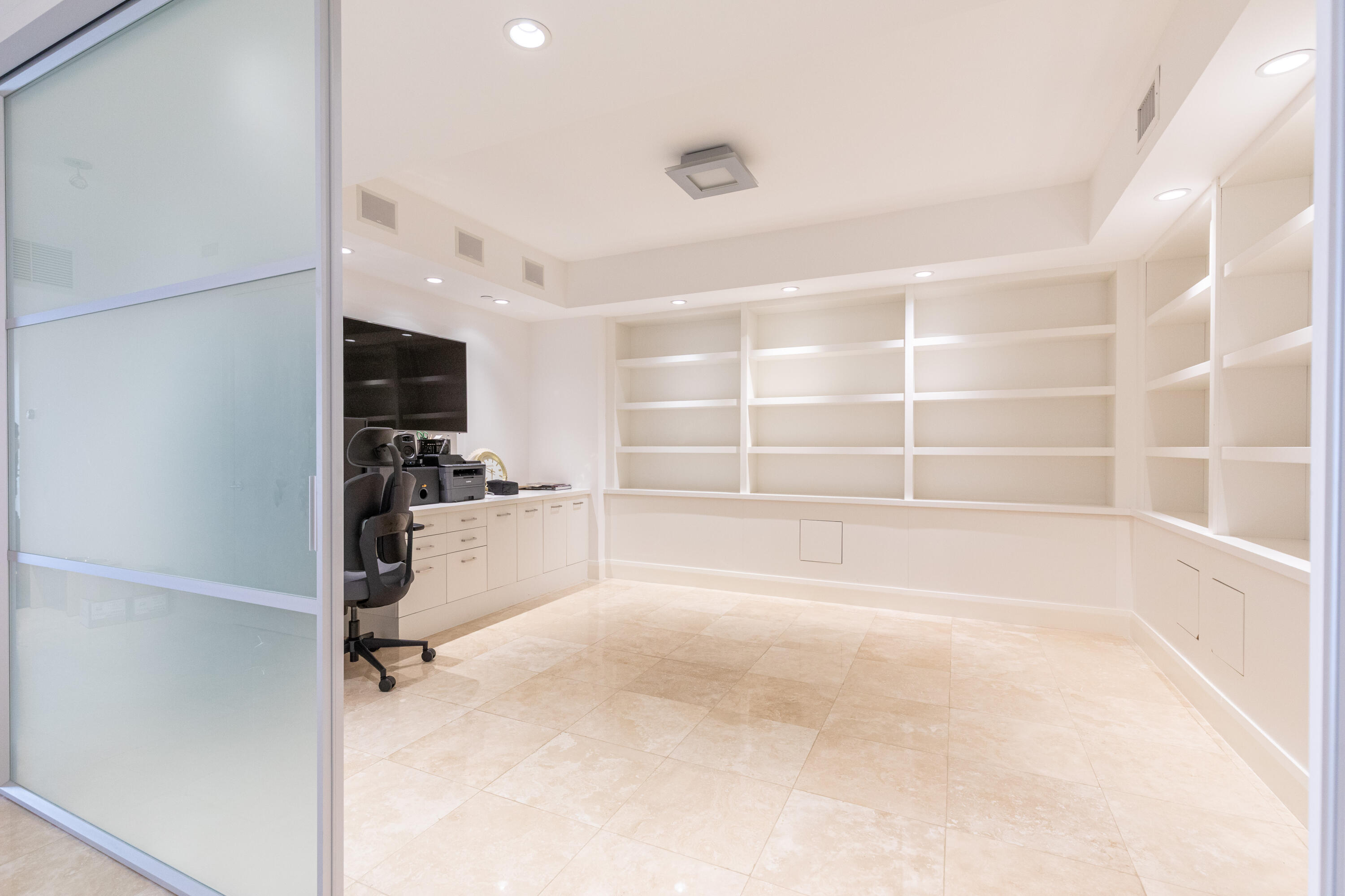 20201 E Country Club #706, Aventura FL 33180
