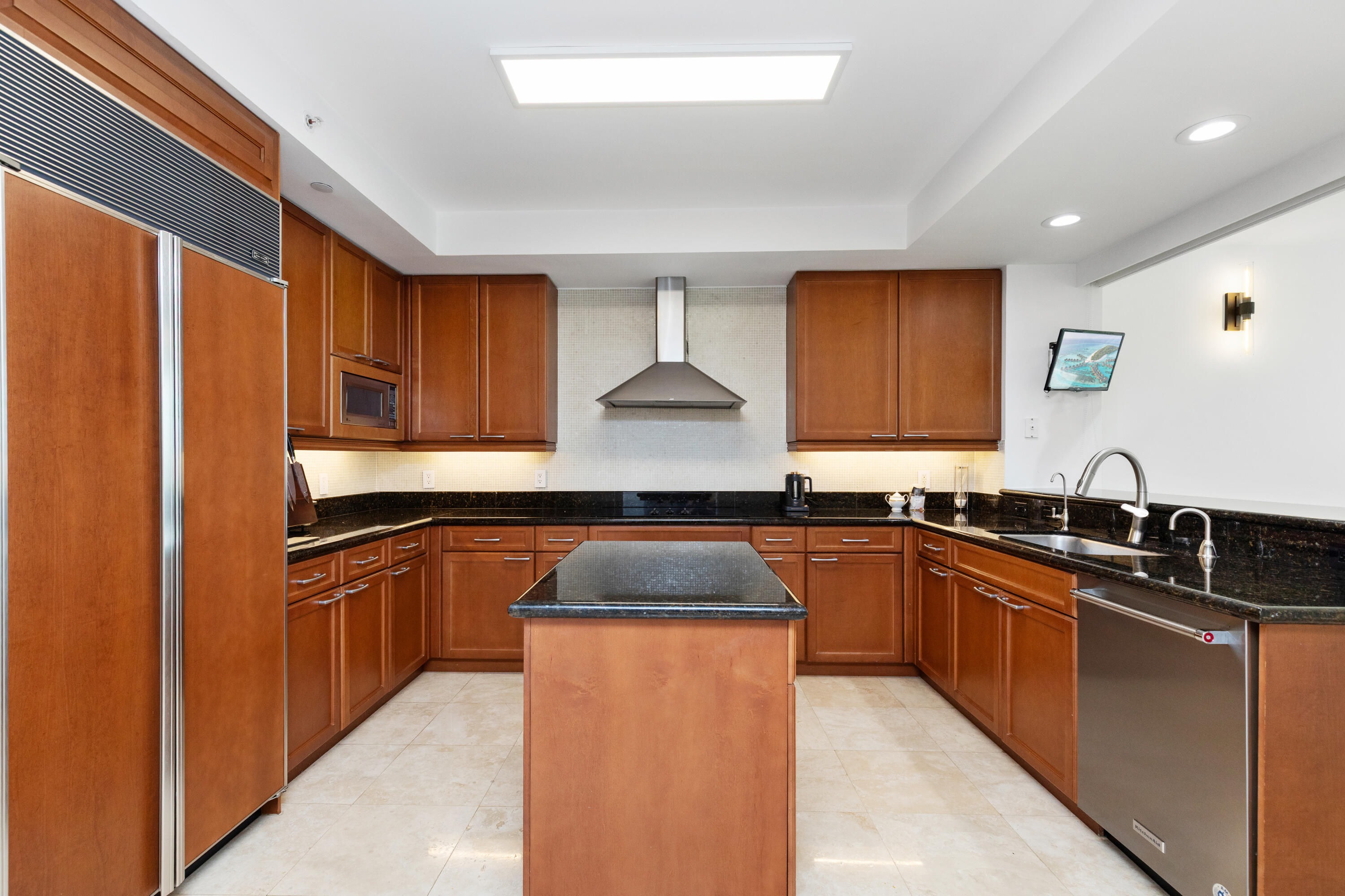 20201 E Country Club #706, Aventura FL 33180