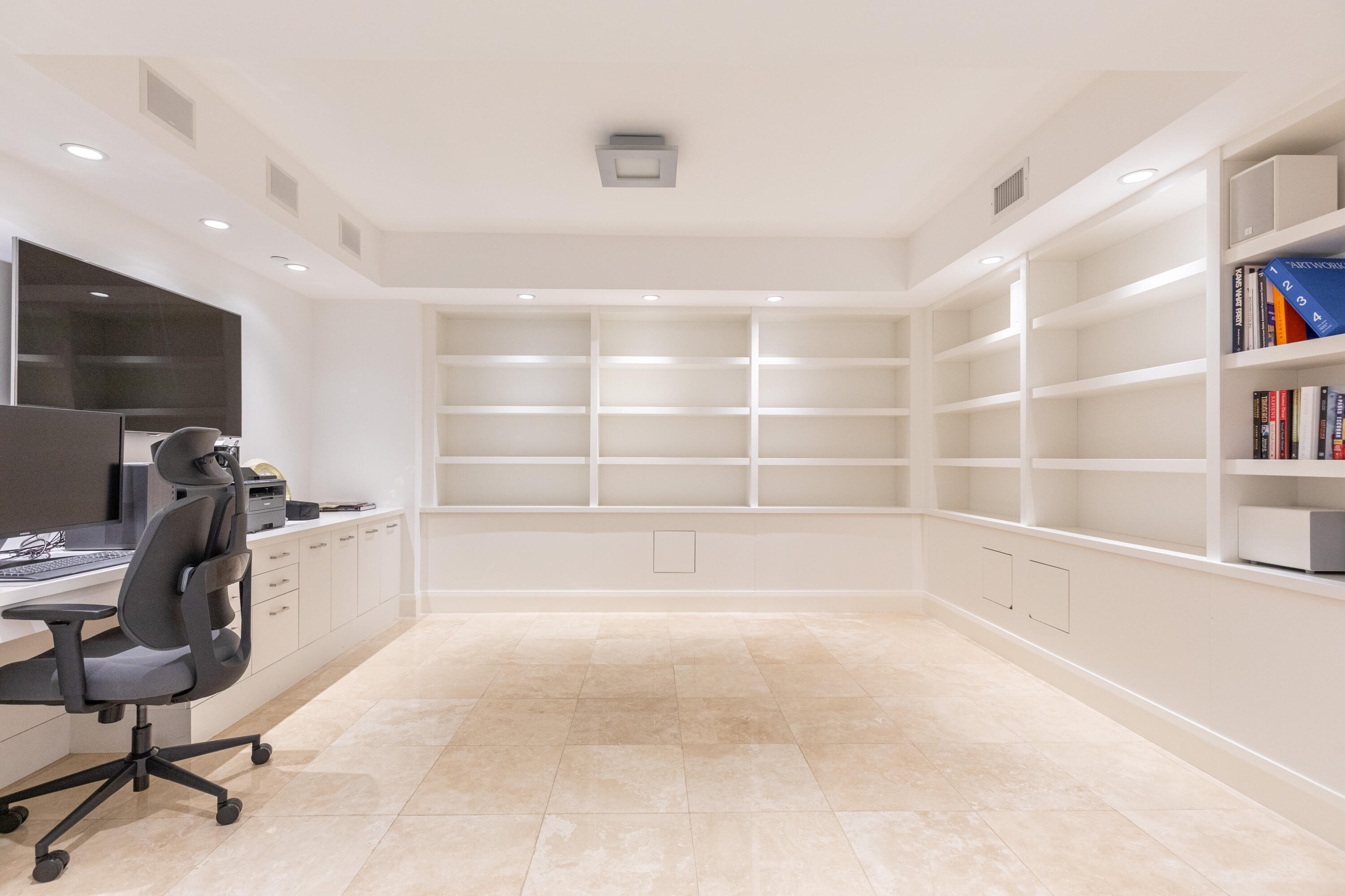 20201 E Country Club #706, Aventura FL 33180