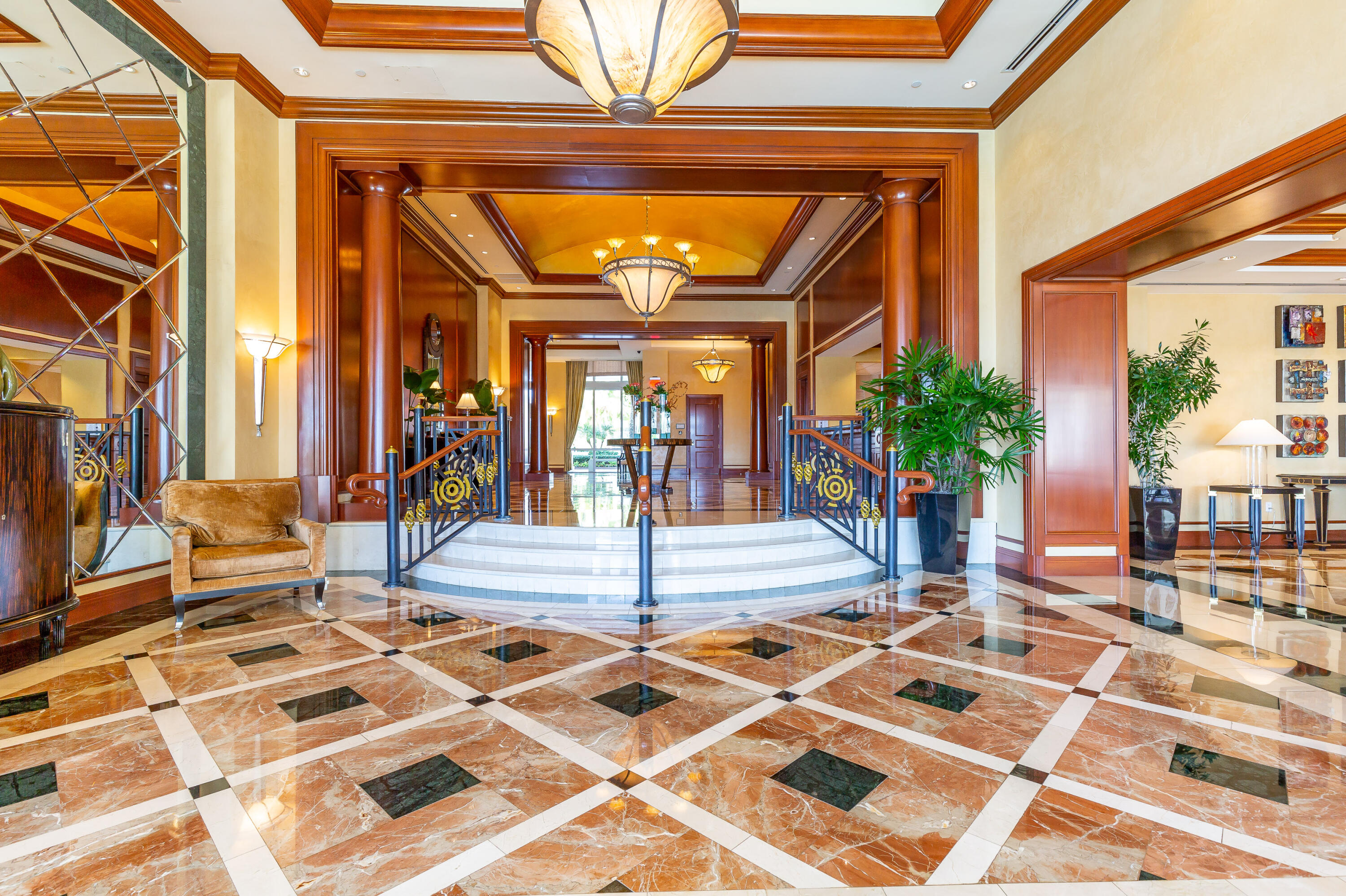 20201 E Country Club #706, Aventura FL 33180