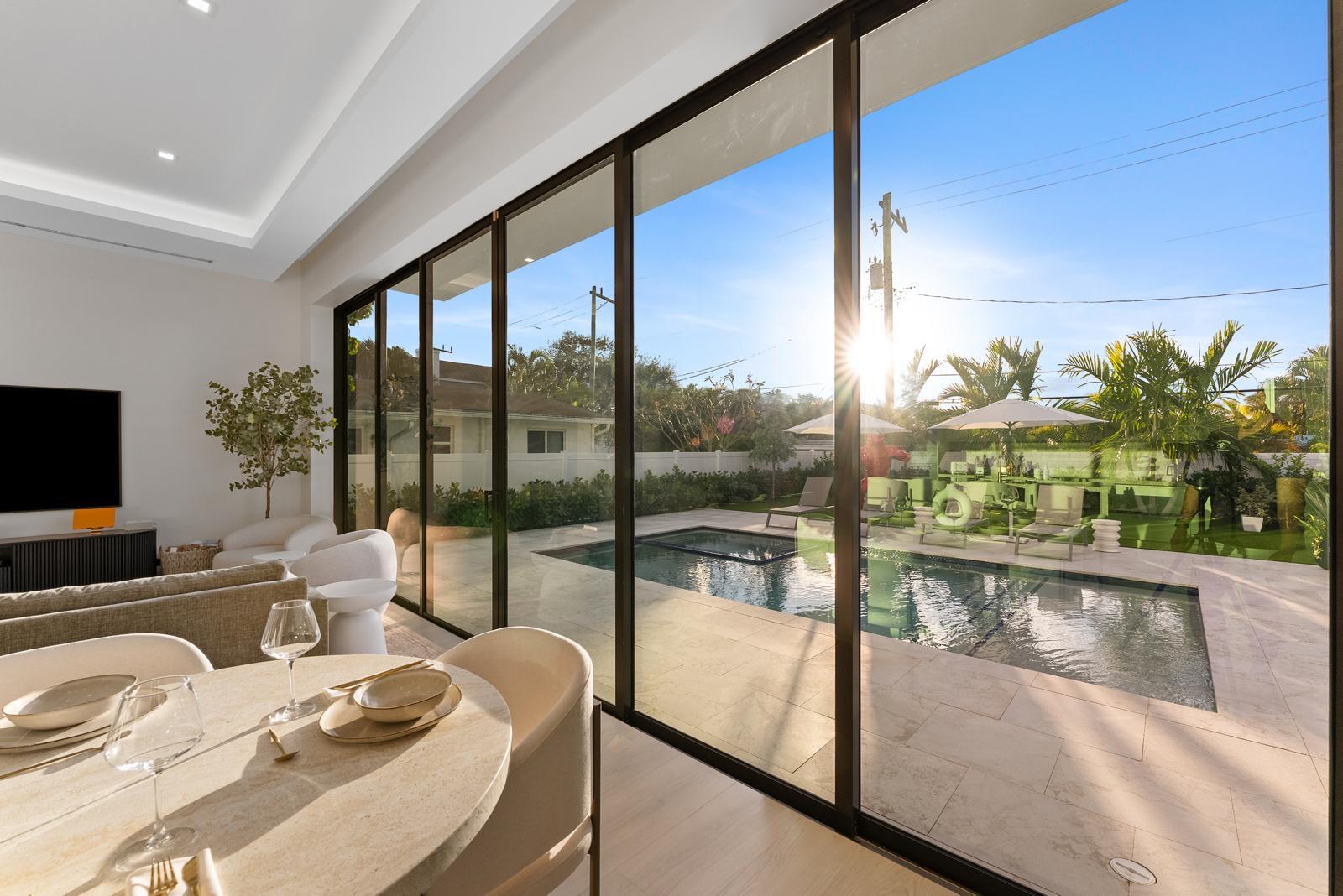 220 S Swinton, Delray Beach FL 33444