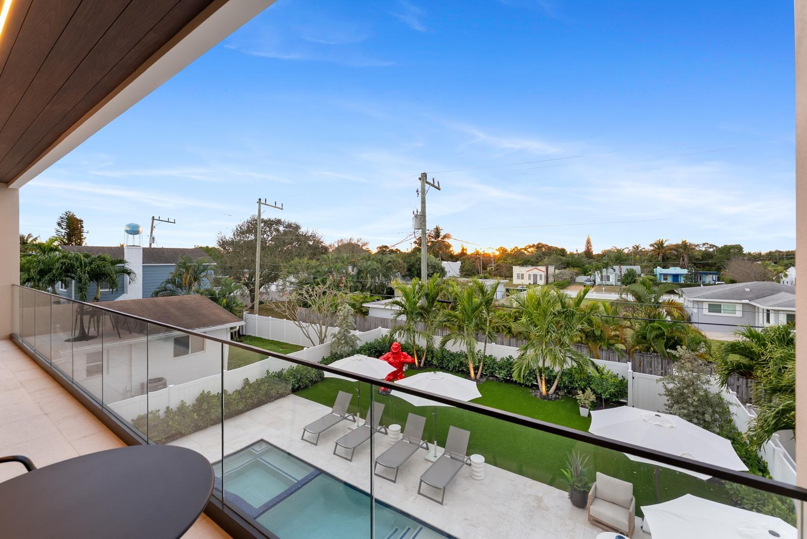 220 S Swinton, Delray Beach FL 33444